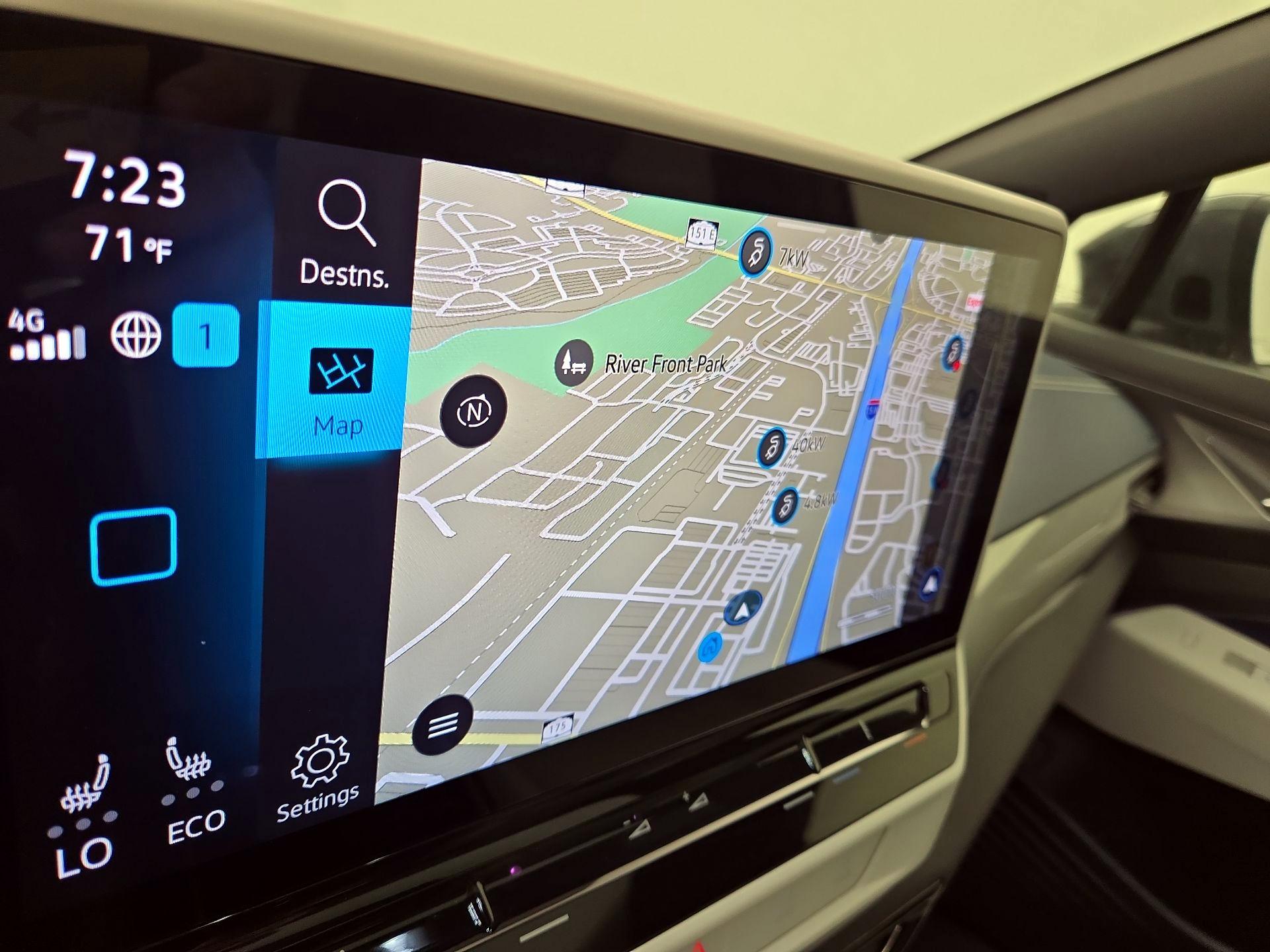 Thumbnail: 2023 Volkswagen ID.4 - 14