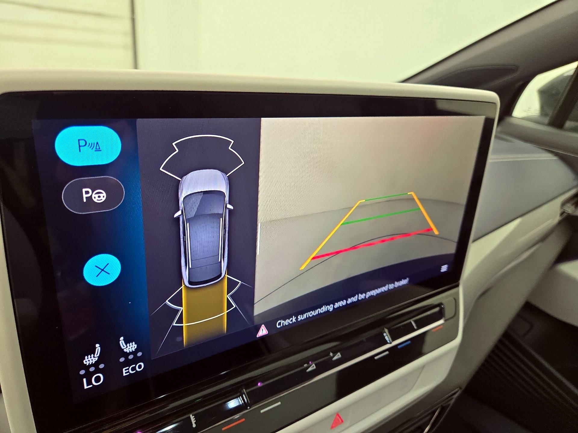 Thumbnail: 2023 Volkswagen ID.4 - 15