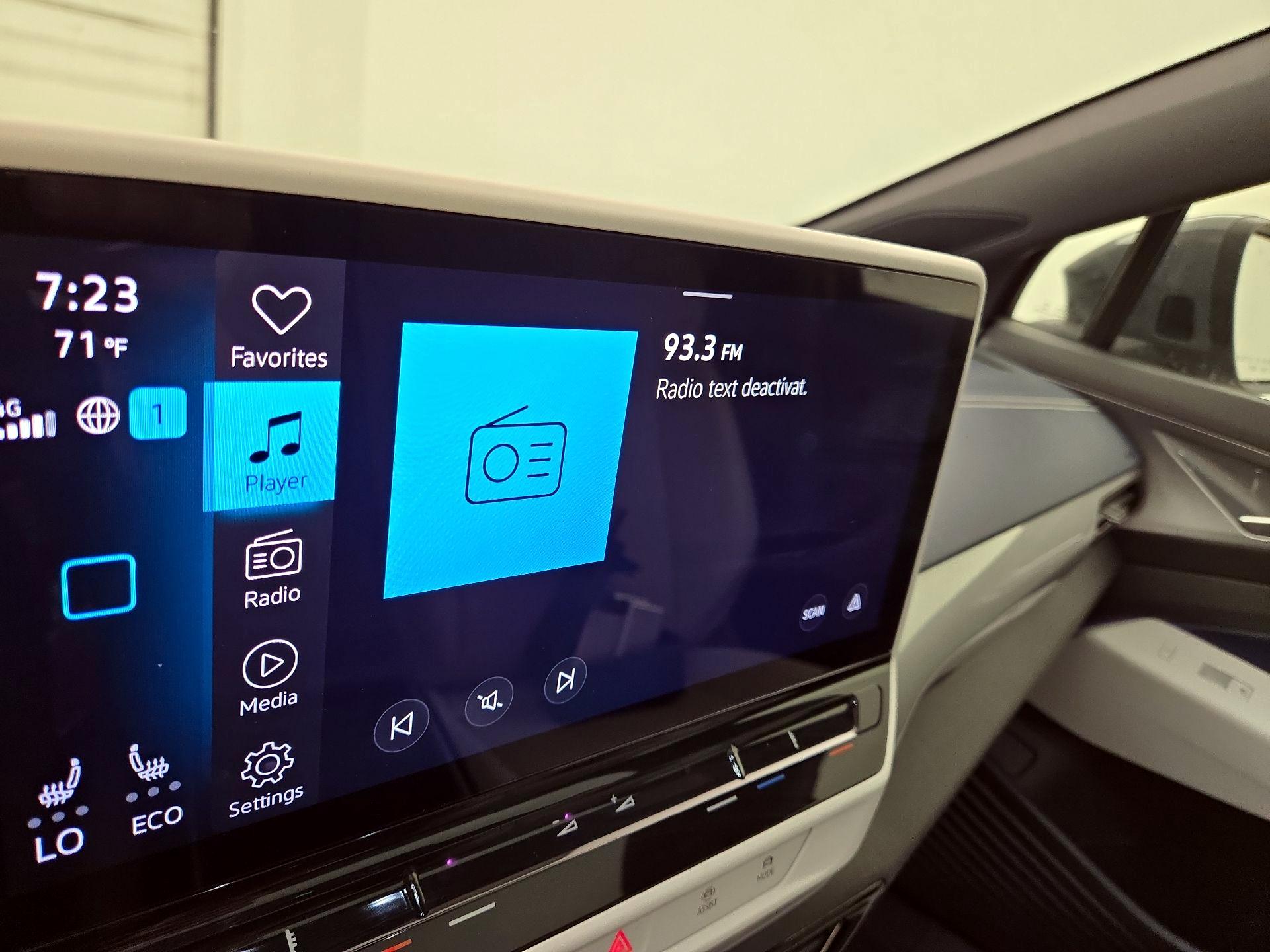 Thumbnail: 2023 Volkswagen ID.4 - 16