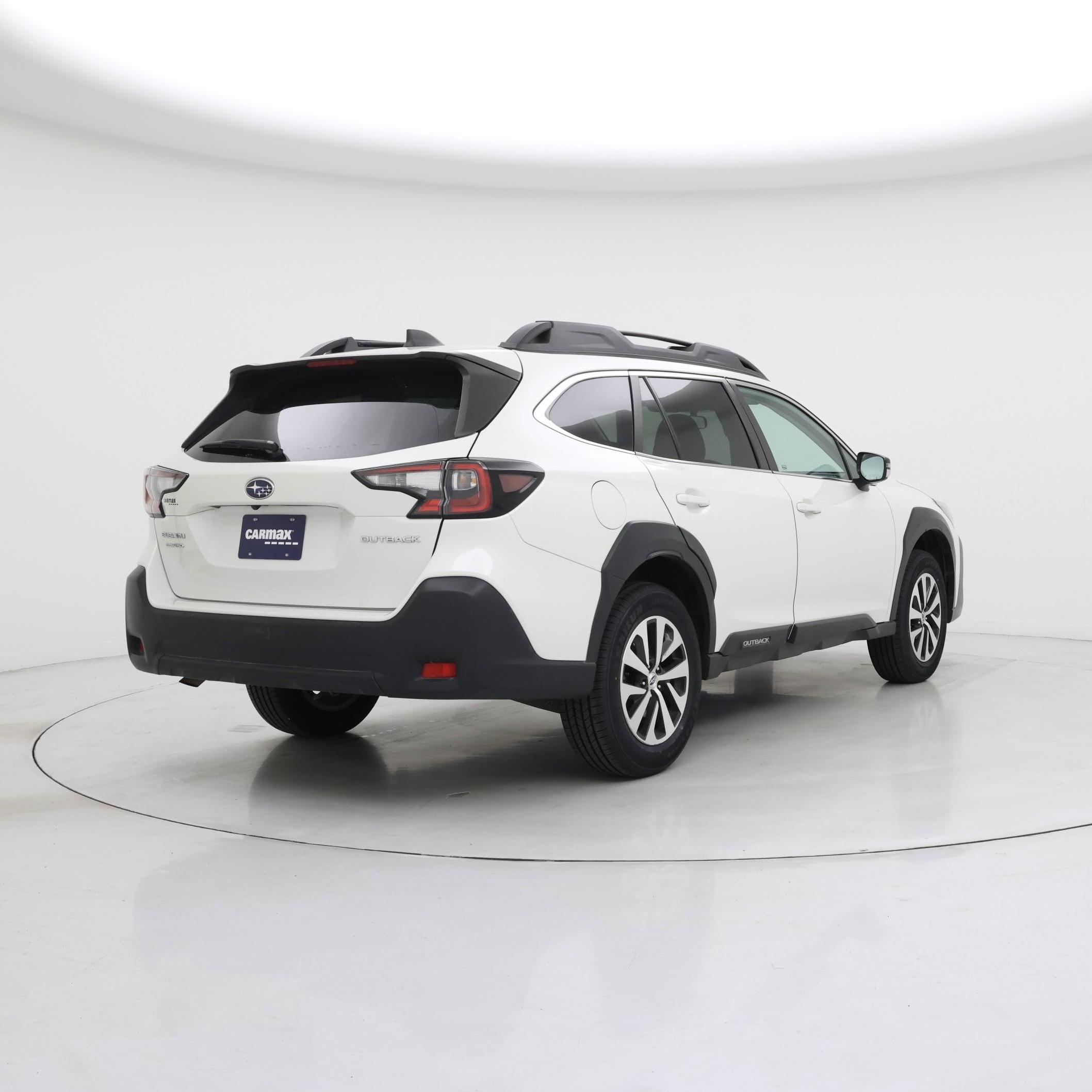 Thumbnail: 2023 Subaru Outback - 8