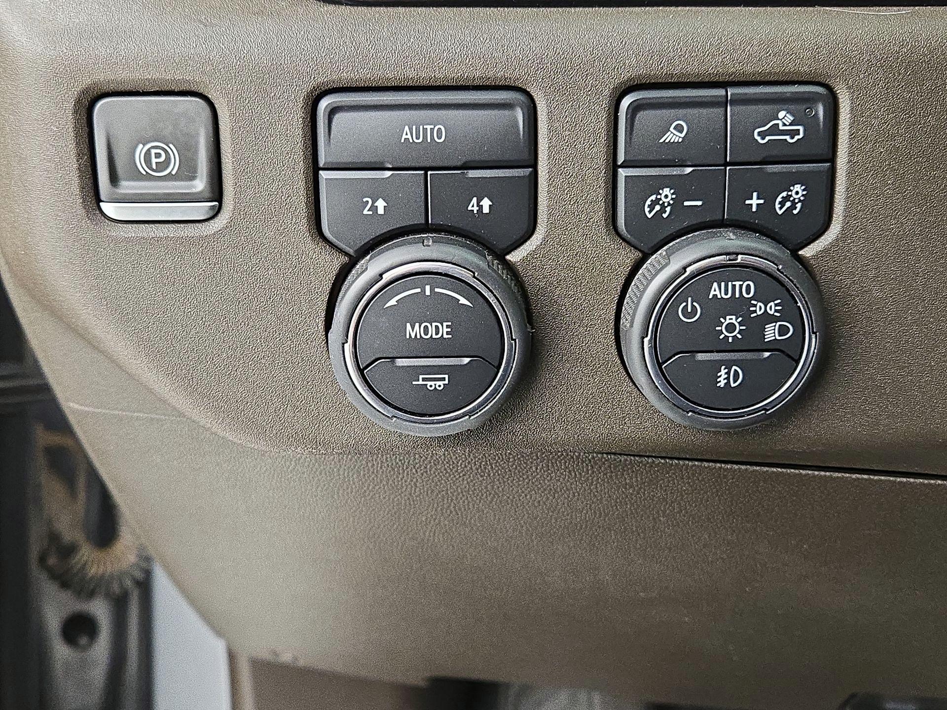 Thumbnail: 2024 Chevrolet Silverado 1500 - 13