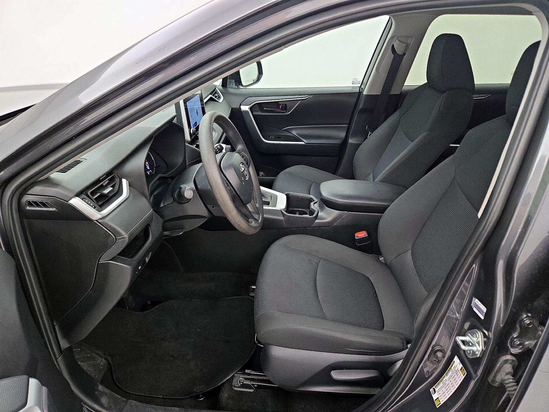 Thumbnail: 2024 Toyota RAV4 - 11