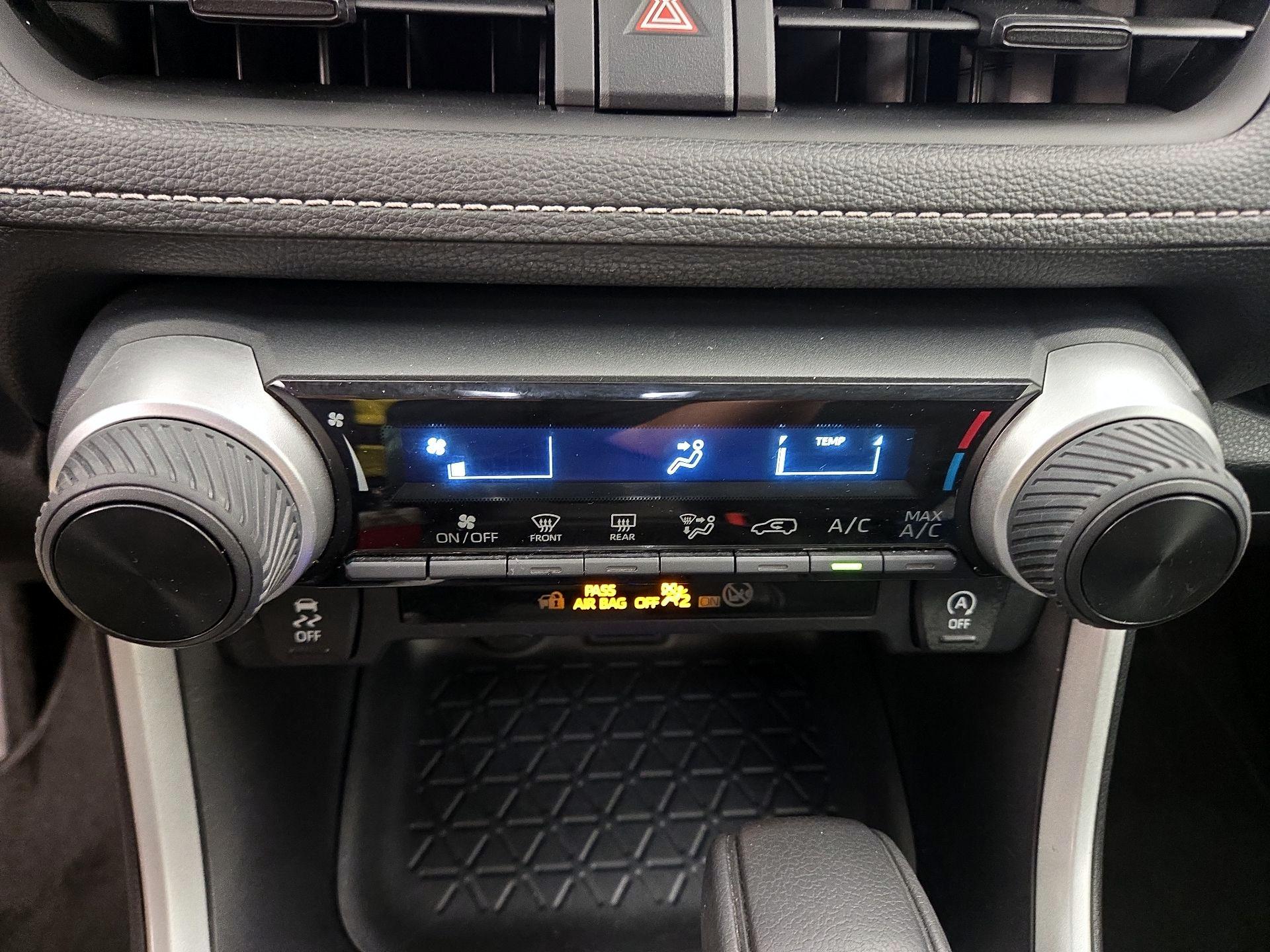 Thumbnail: 2024 Toyota RAV4 - 16