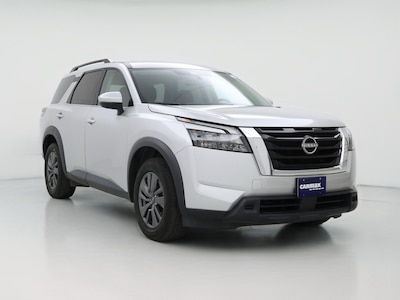 2023 Nissan Pathfinder SV
