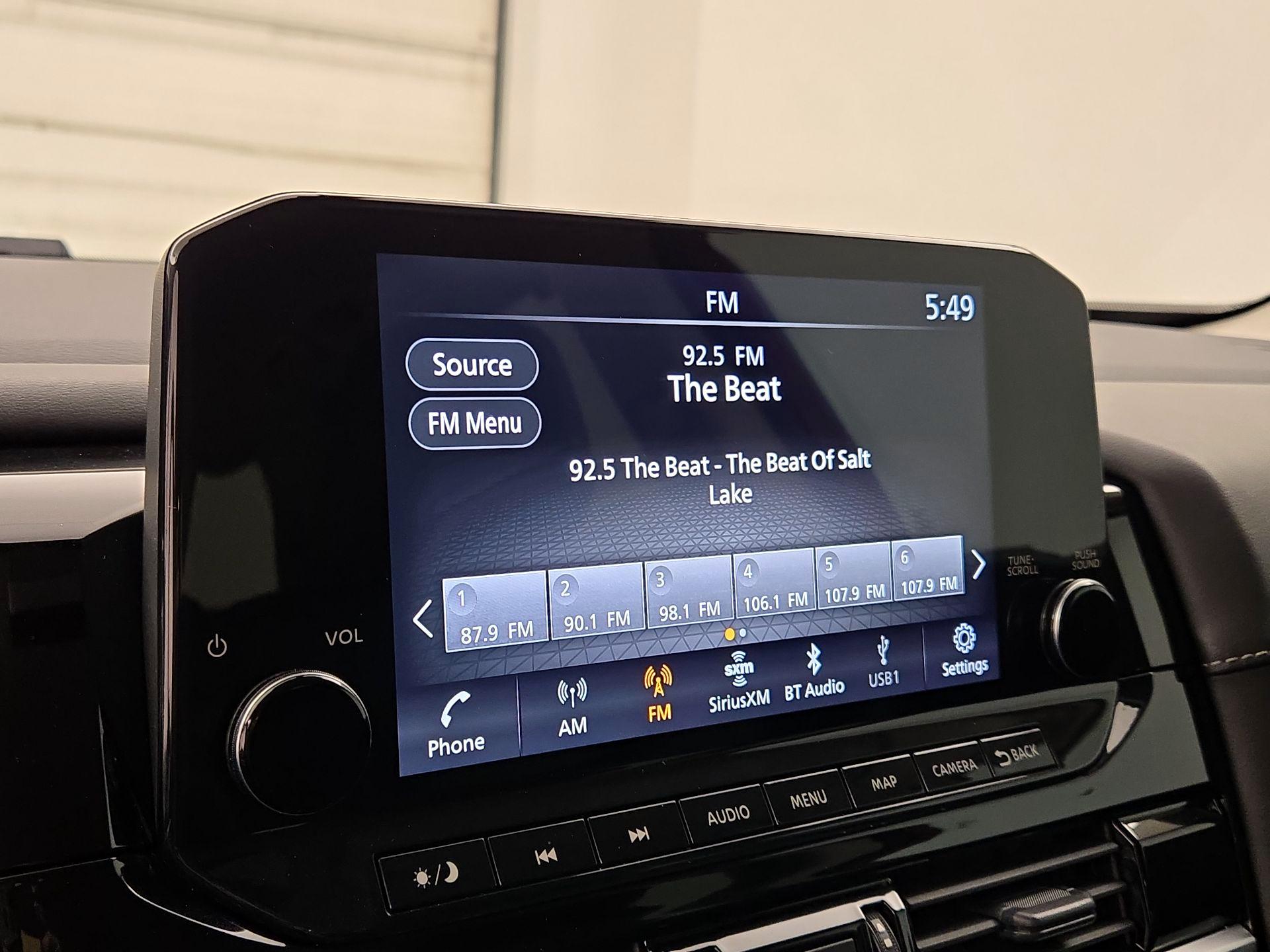 Thumbnail: 2023 Nissan Pathfinder - 16