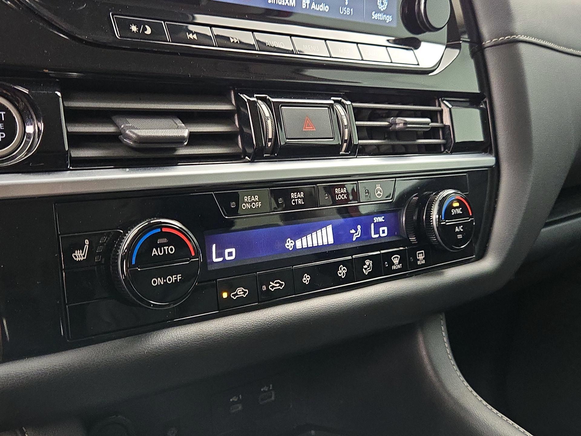 Thumbnail: 2023 Nissan Pathfinder - 17