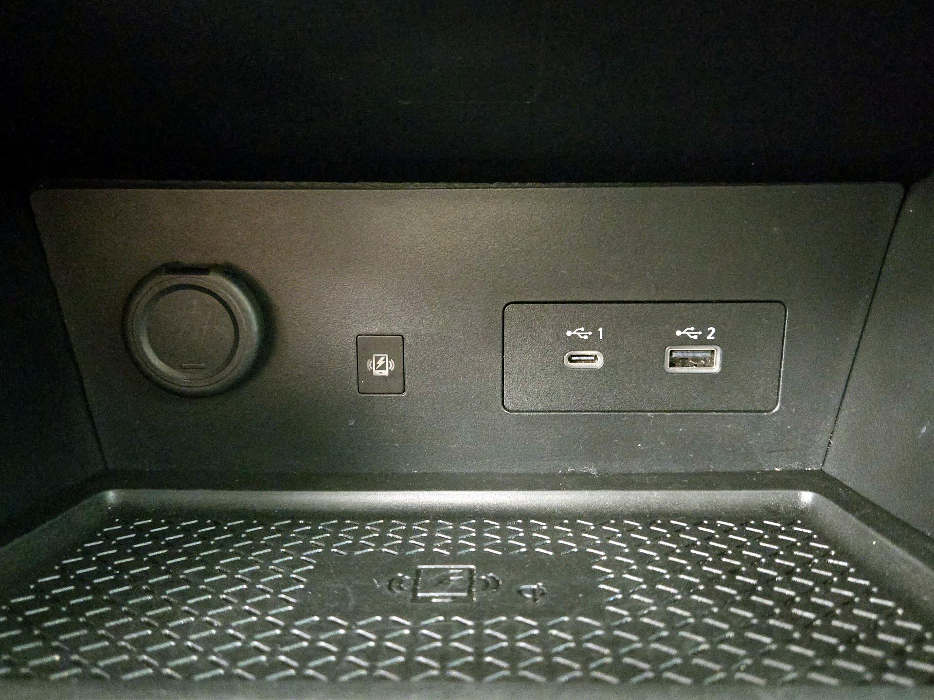 Thumbnail: 2023 Nissan Pathfinder - 19