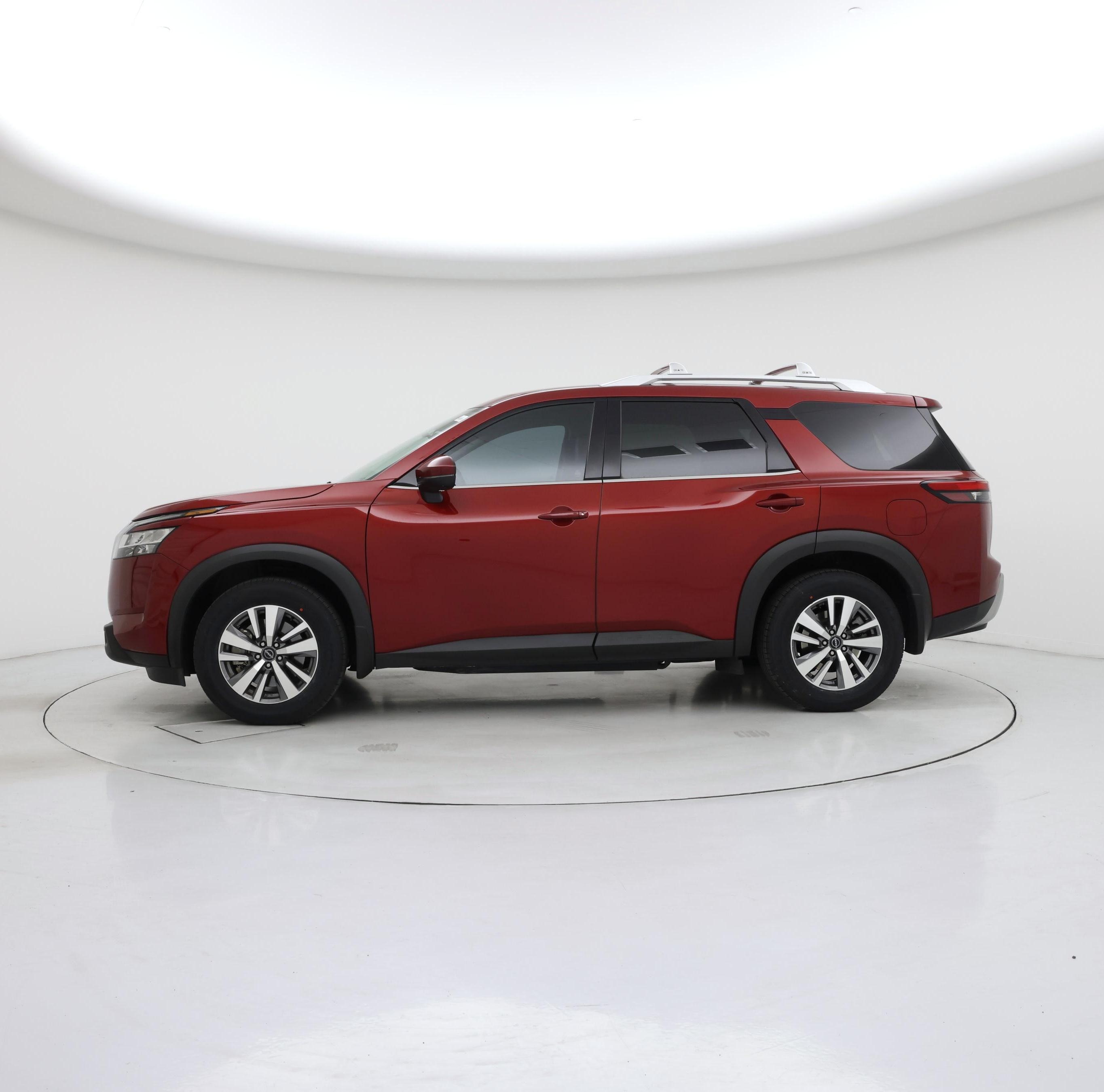 Thumbnail: 2023 Nissan Pathfinder - 3