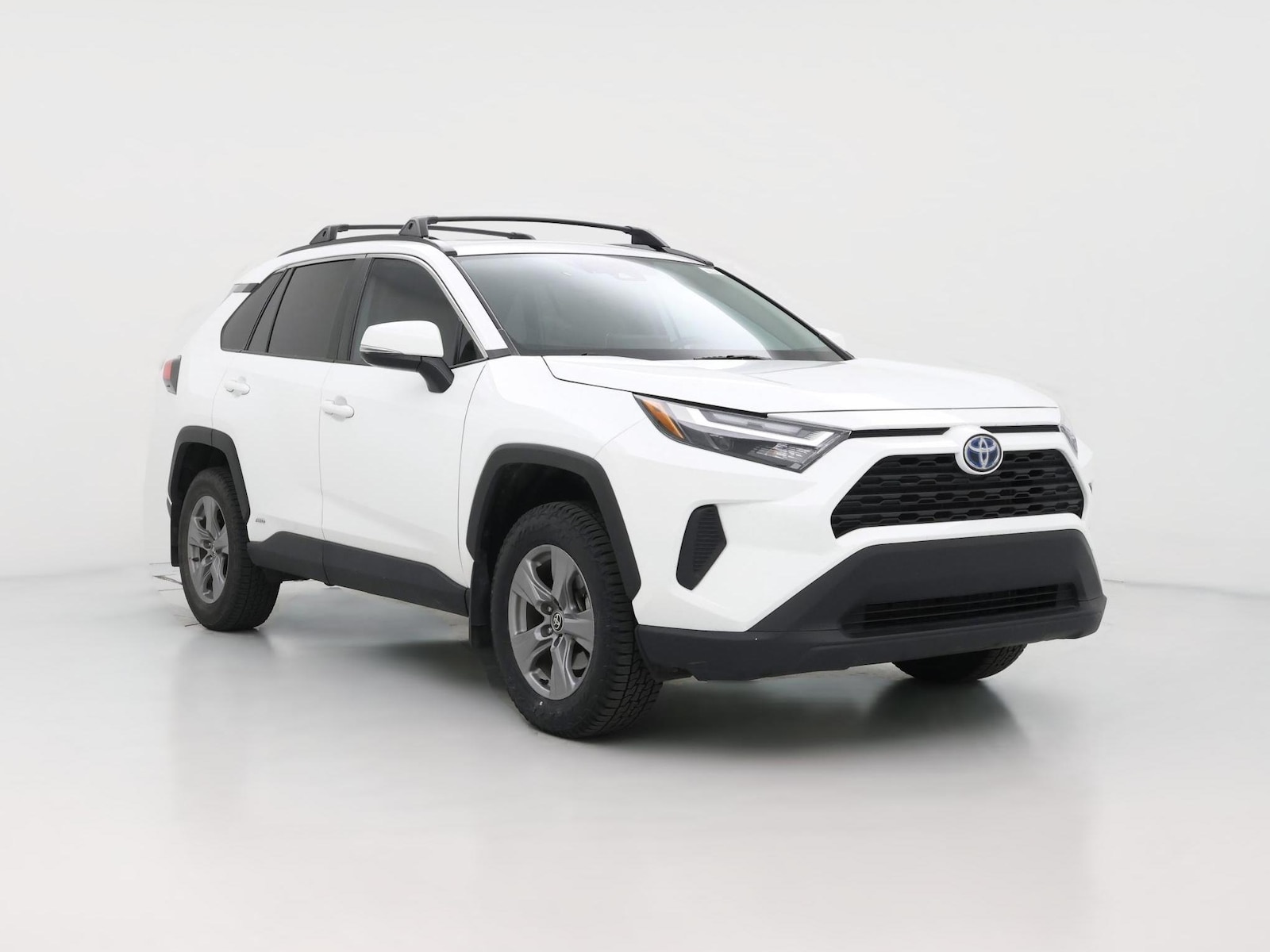 2022 Toyota RAV4 XLE - Photo 1