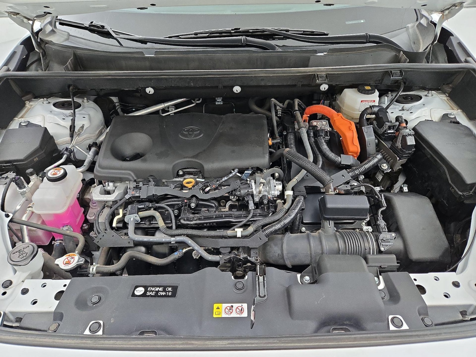 2022 Toyota RAV4 XLE - Photo 24
