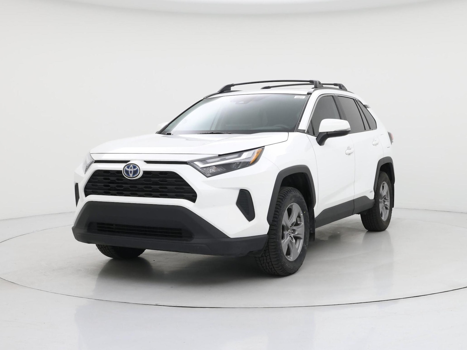 2022 Toyota RAV4 XLE - Photo 5