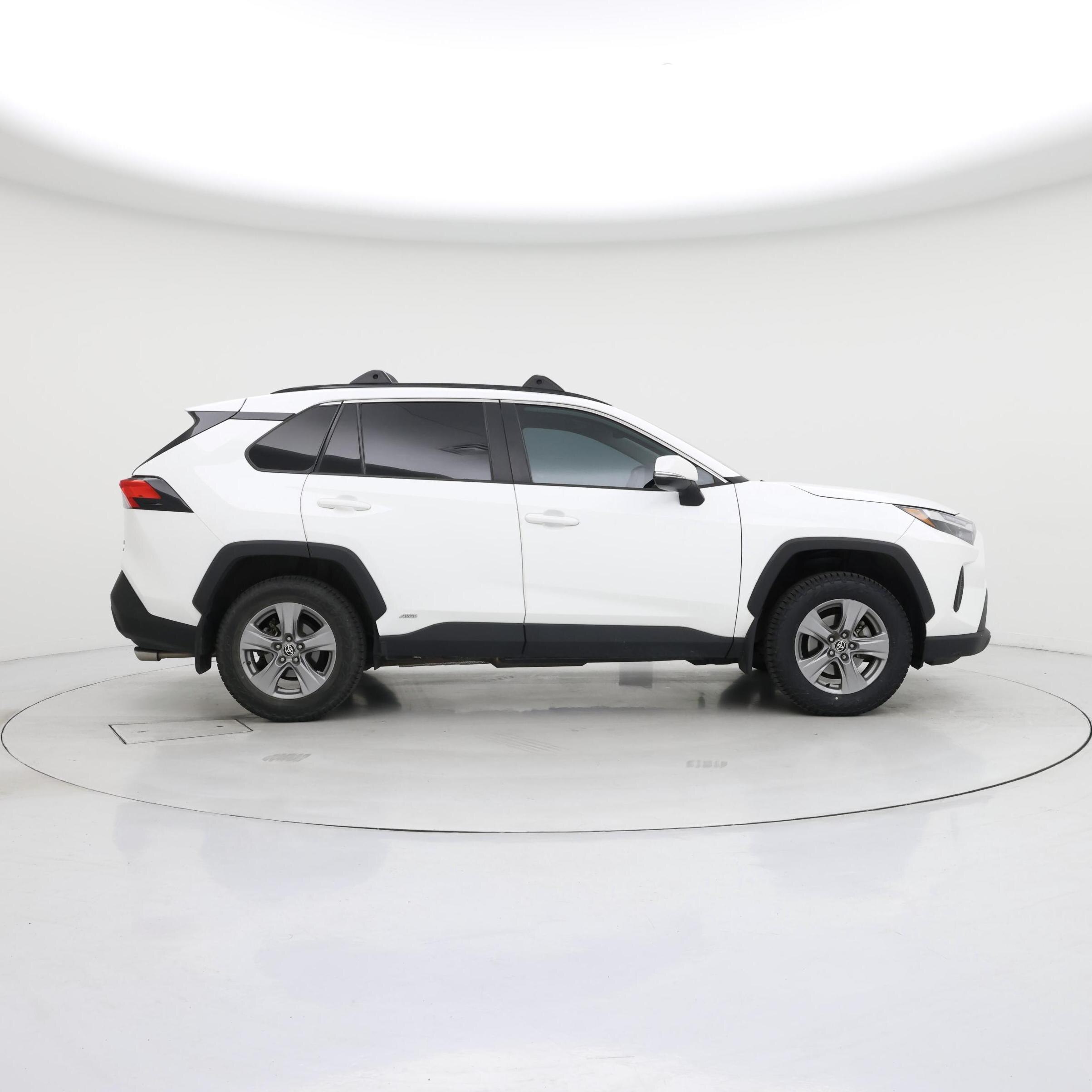 Thumbnail: 2022 Toyota RAV4 - 7