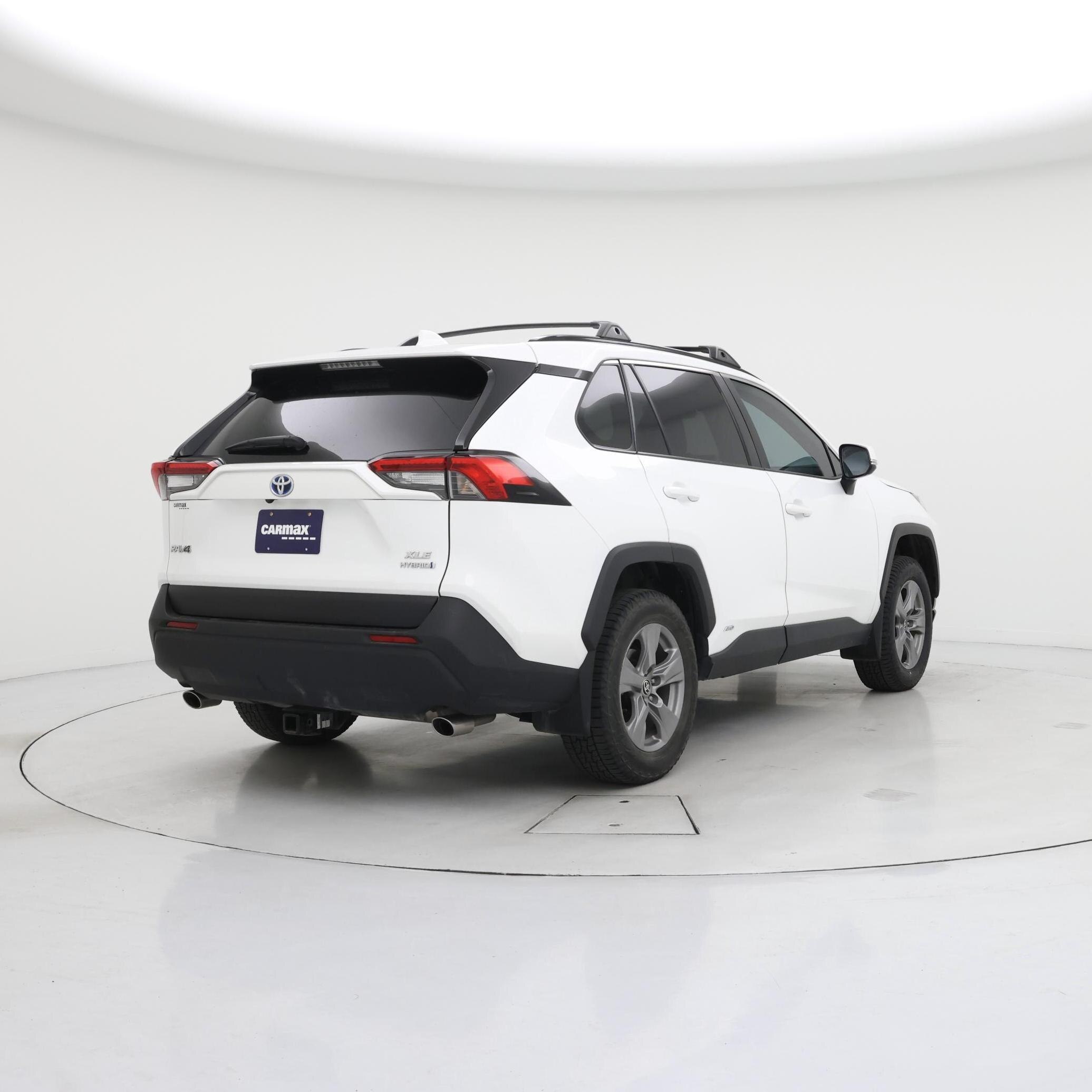 Thumbnail: 2022 Toyota RAV4 - 8