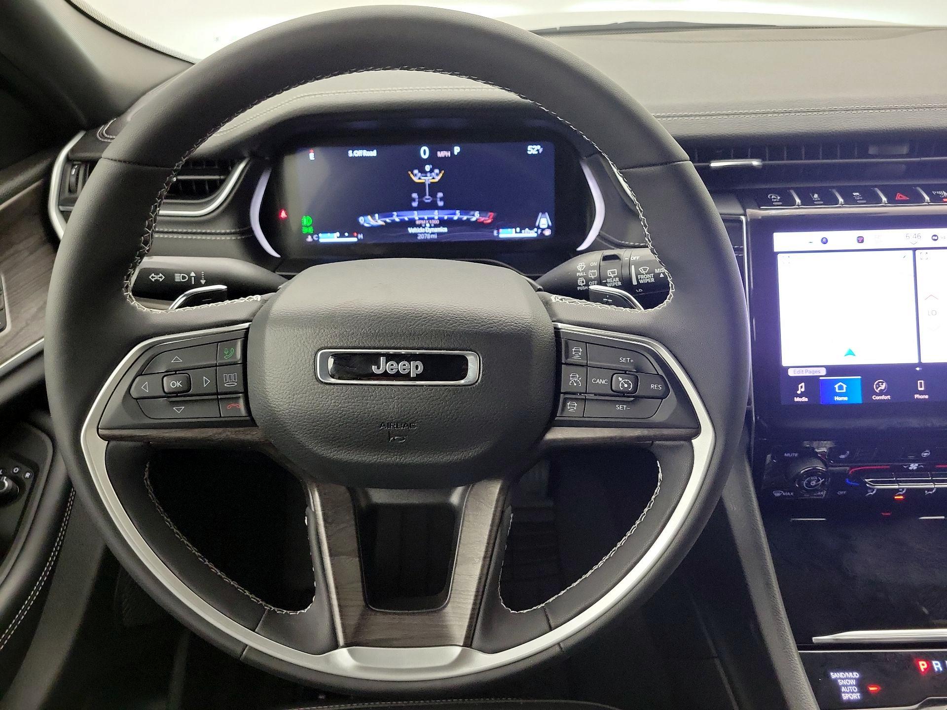 Thumbnail: 2025 Jeep Grand Cherokee - 10