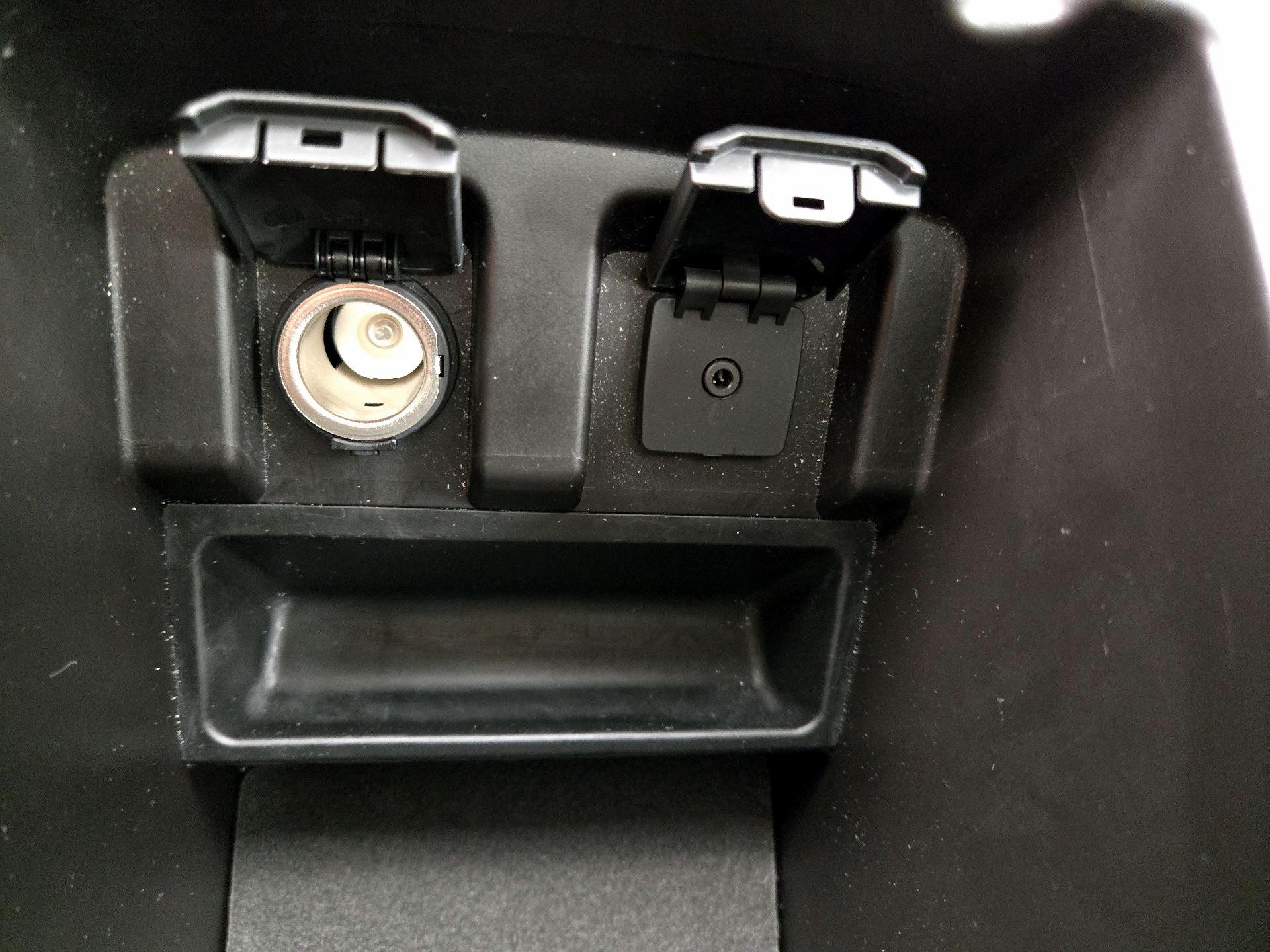 Thumbnail: 2018 Acura TLX - 18