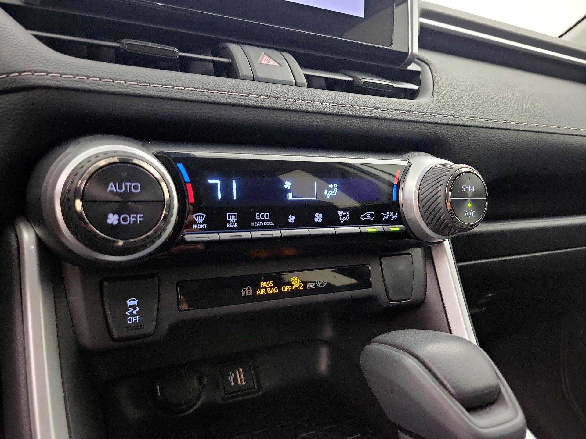 Thumbnail: 2024 Toyota RAV4 - 16