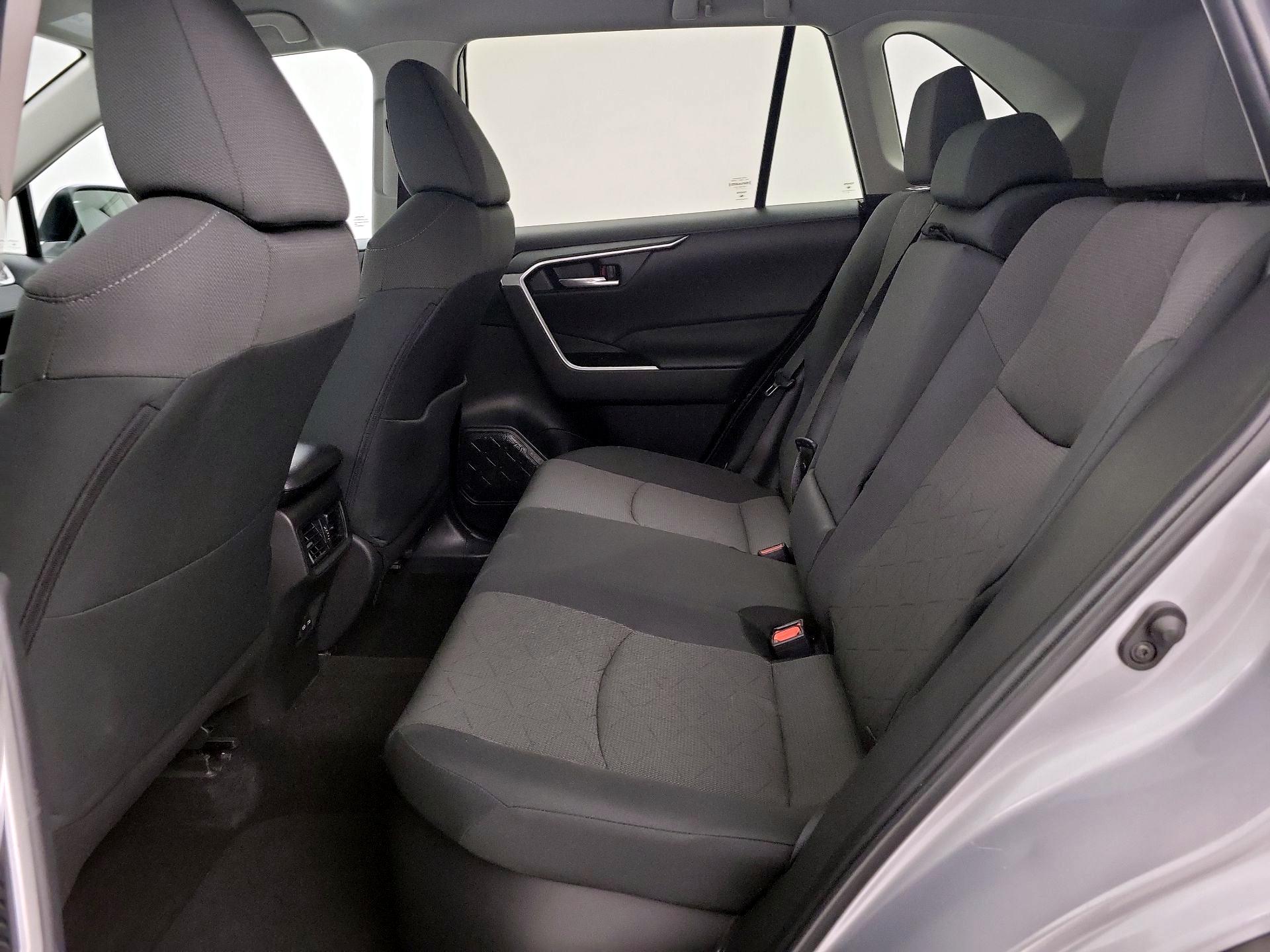 Thumbnail: 2024 Toyota RAV4 - 19