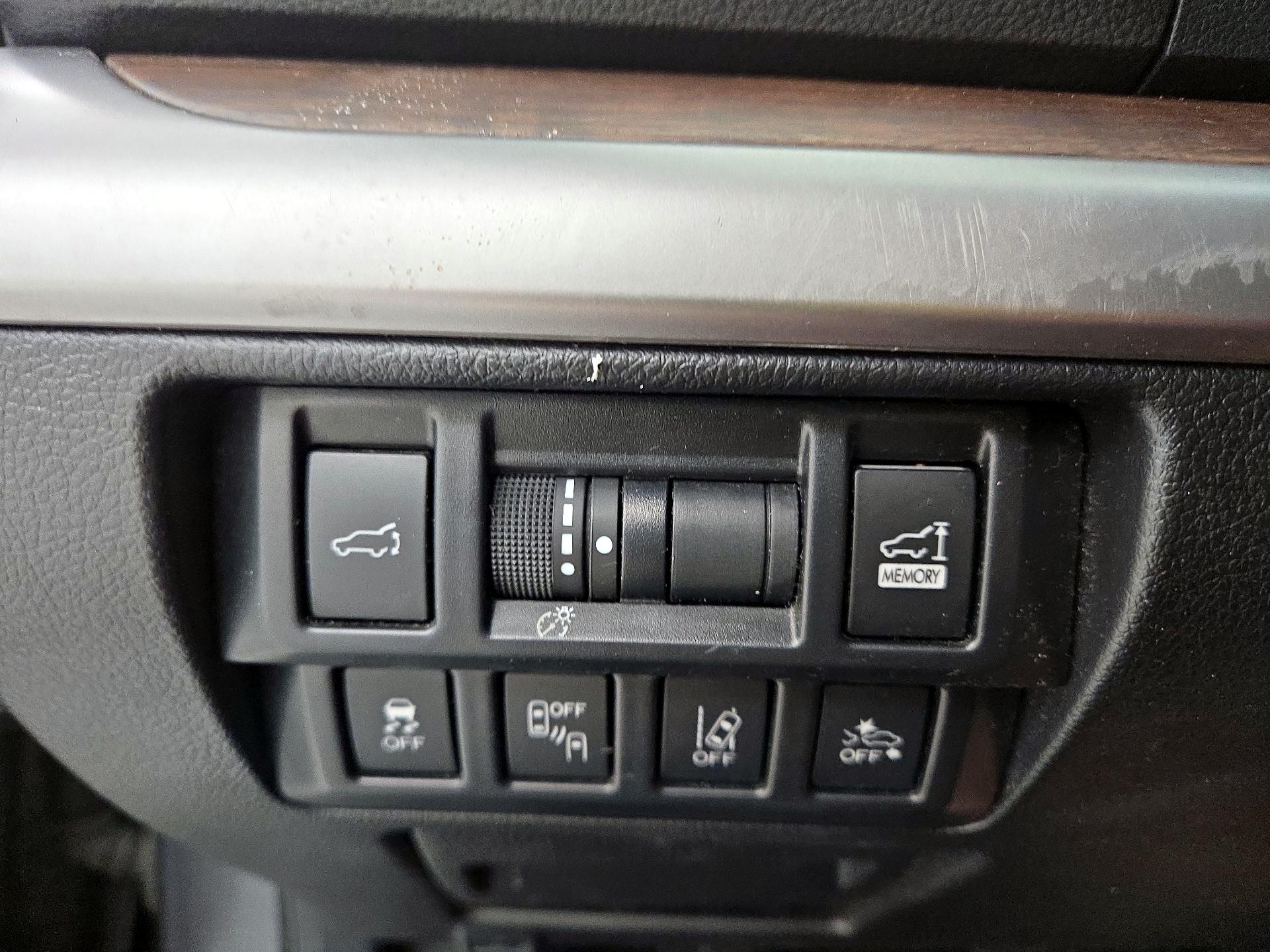 Thumbnail: 2019 Subaru Outback - 13