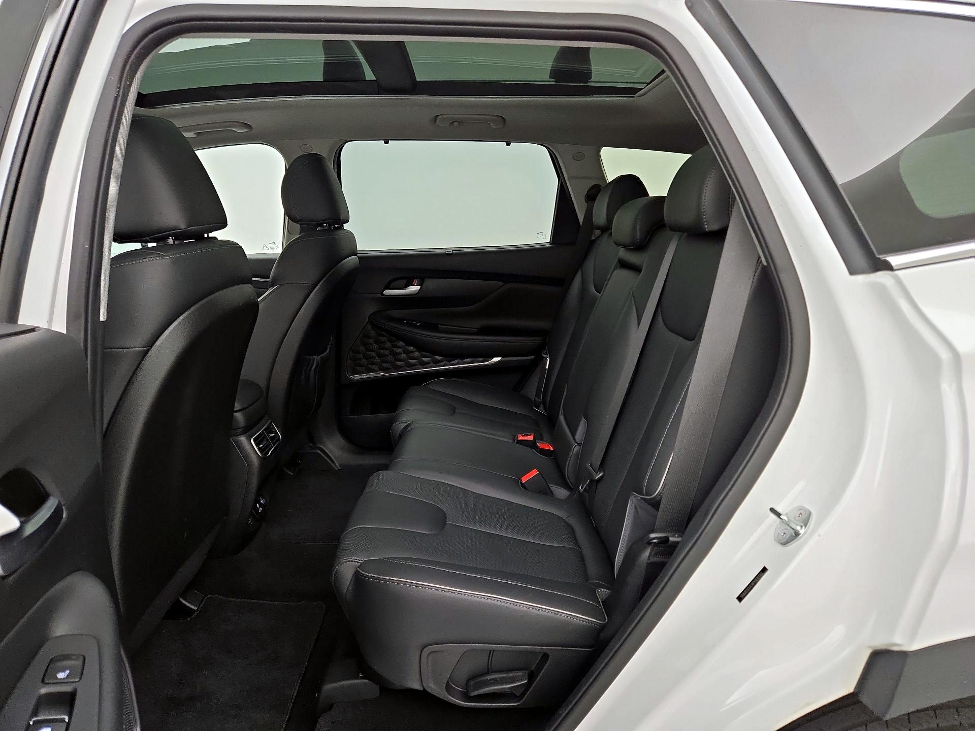 Thumbnail: 2023 Hyundai Santa Fe - 20