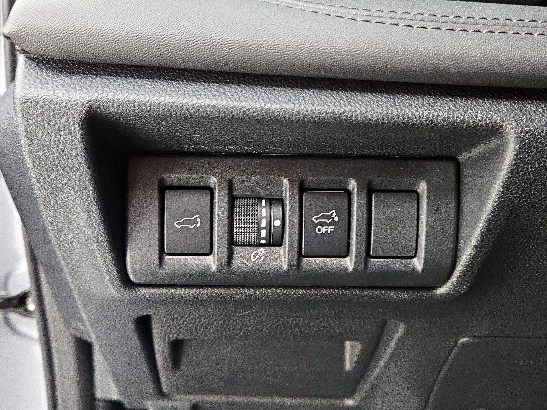 Thumbnail: 2022 Subaru Outback - 13