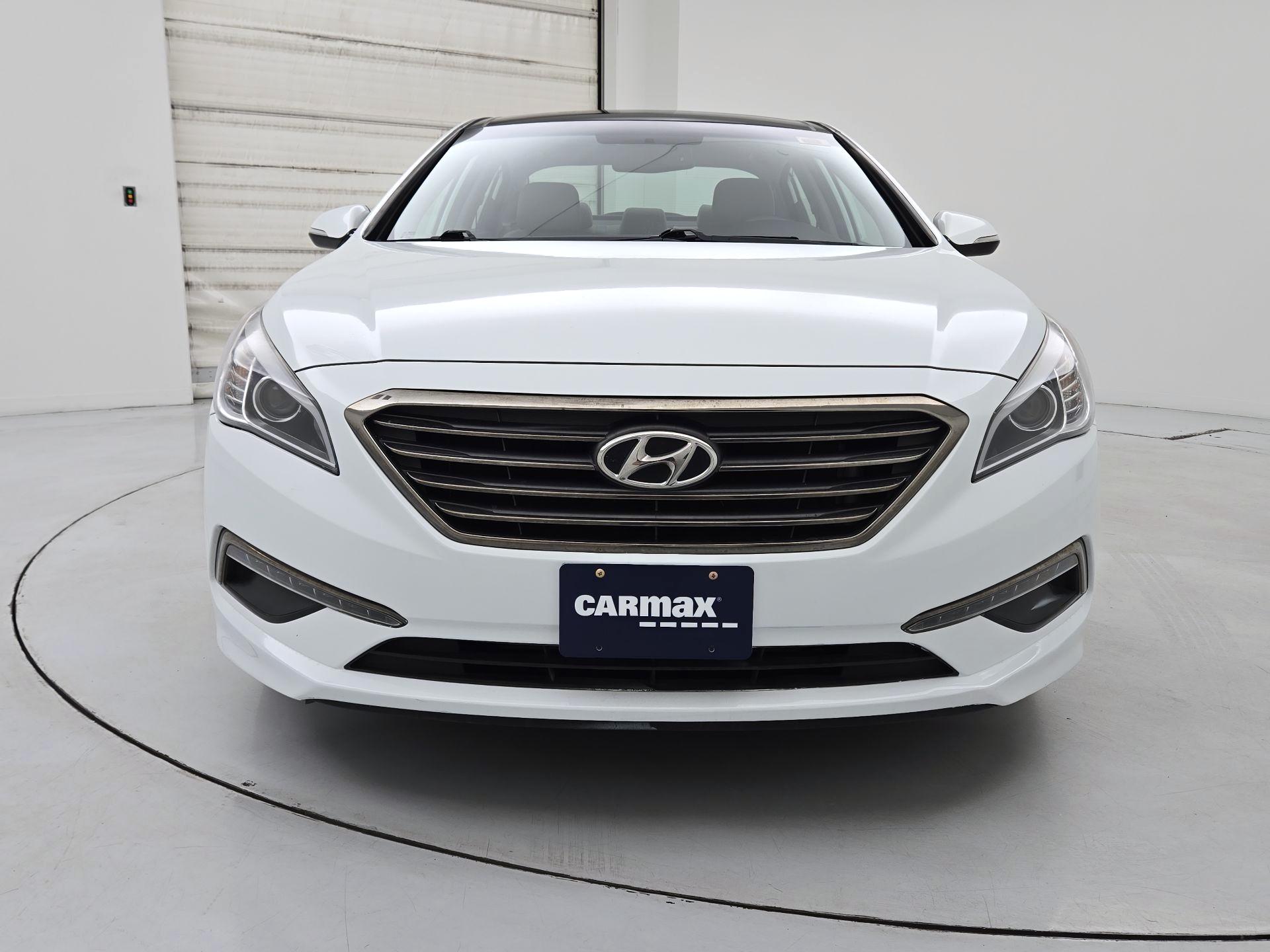 Thumbnail: 2015 Hyundai Sonata - 2