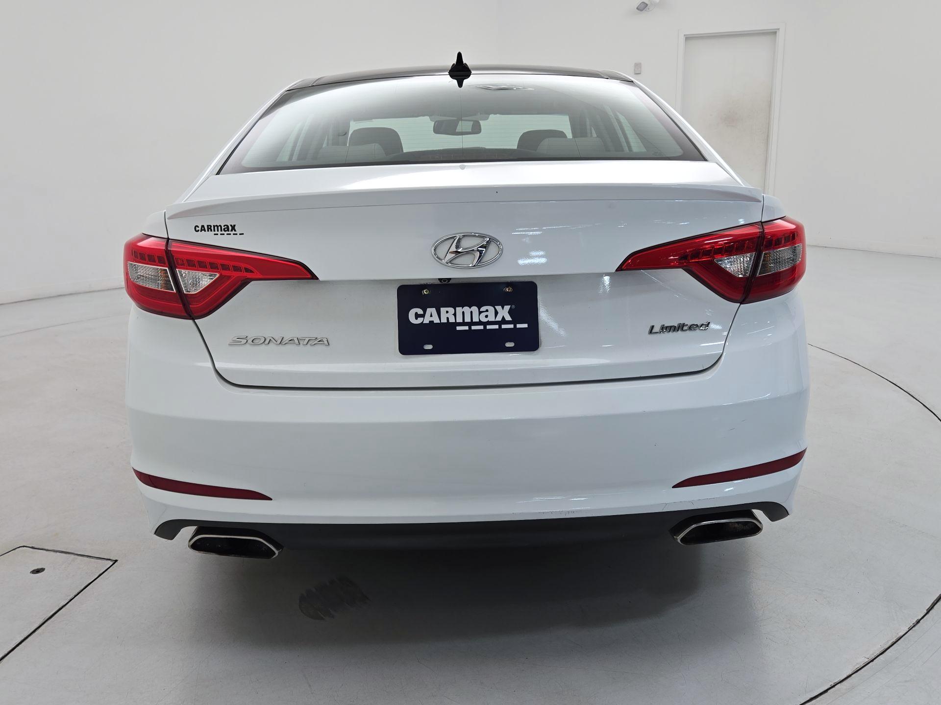 Thumbnail: 2015 Hyundai Sonata - 6