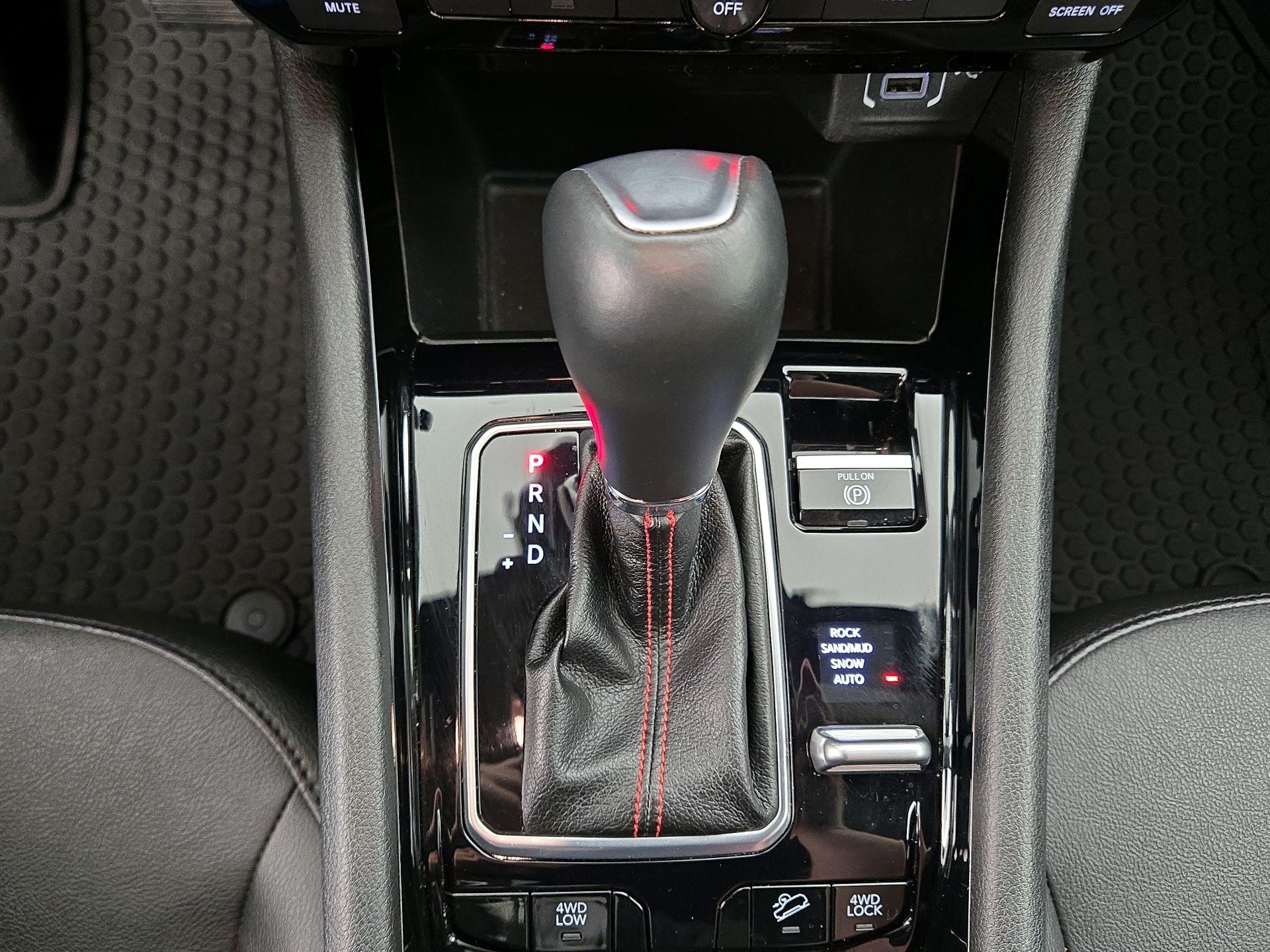 Thumbnail: 2024 Jeep Compass - 17