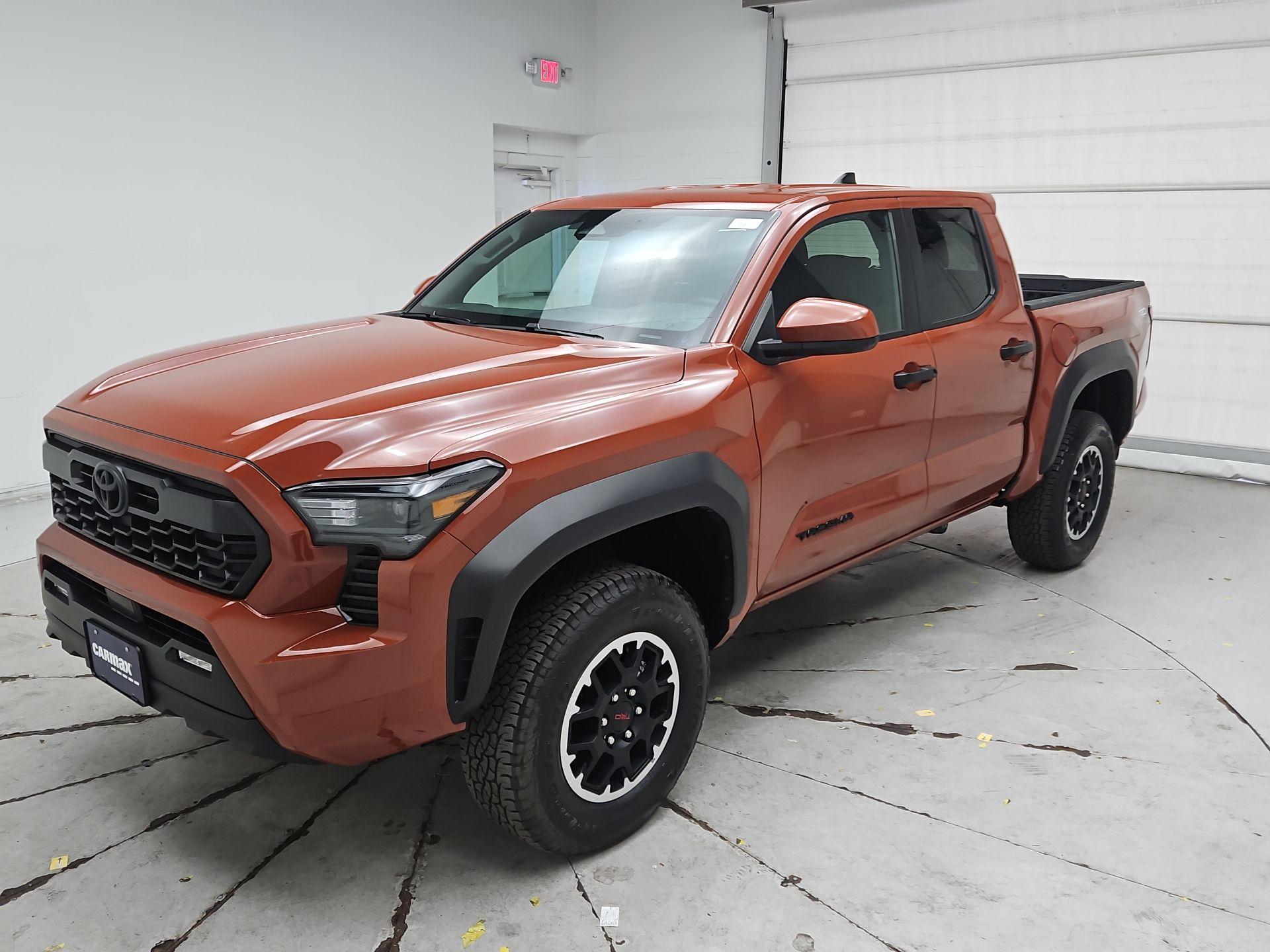 Thumbnail: 2025 Toyota Tacoma - 3