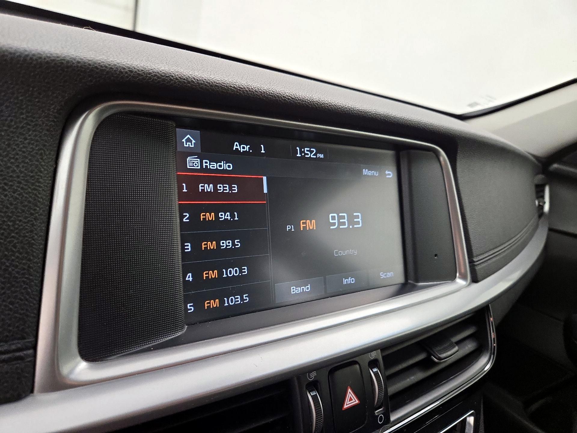 Thumbnail: 2020 Kia Optima - 15