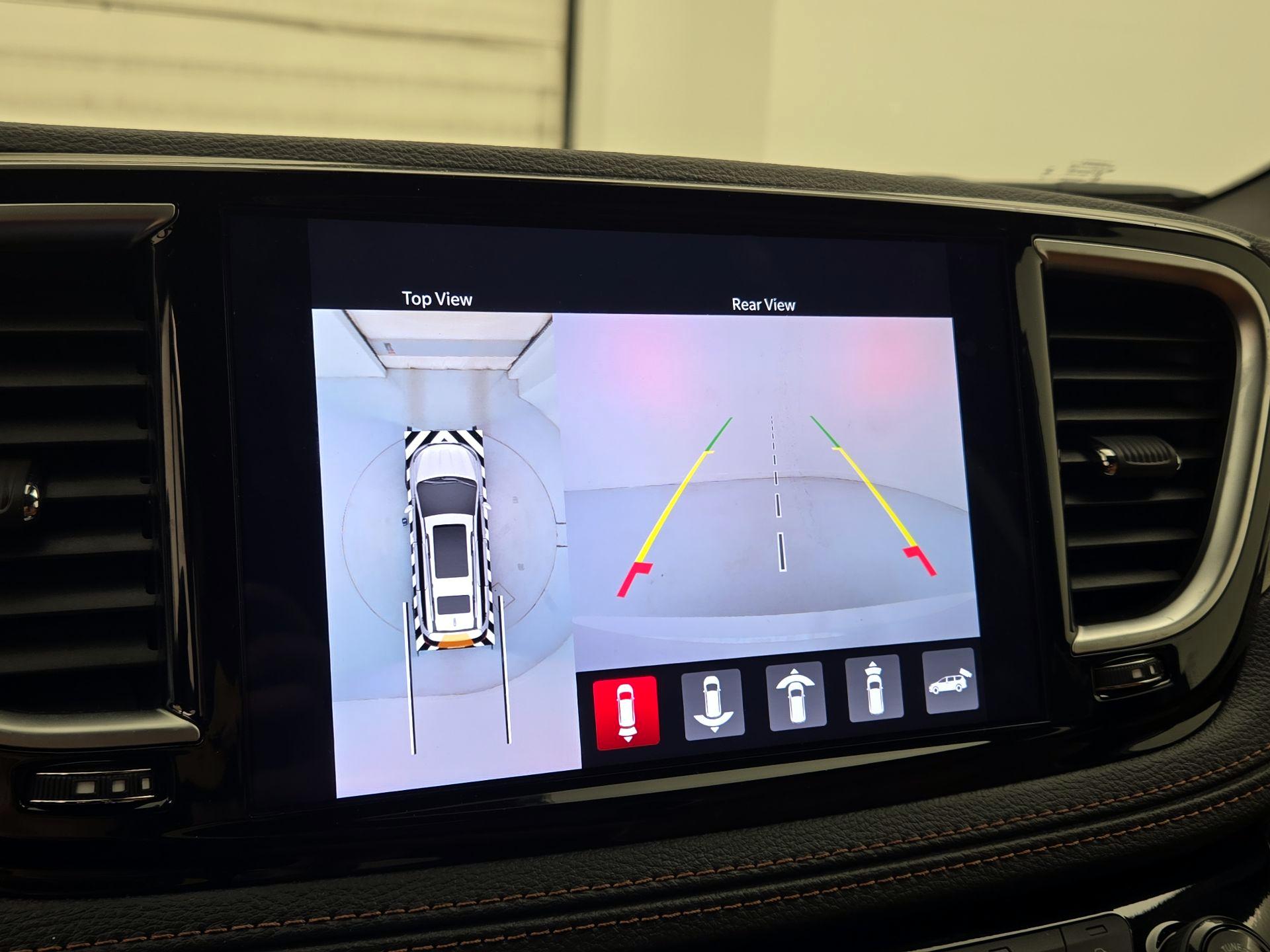 Thumbnail: 2025 Chrysler Pacifica - 15