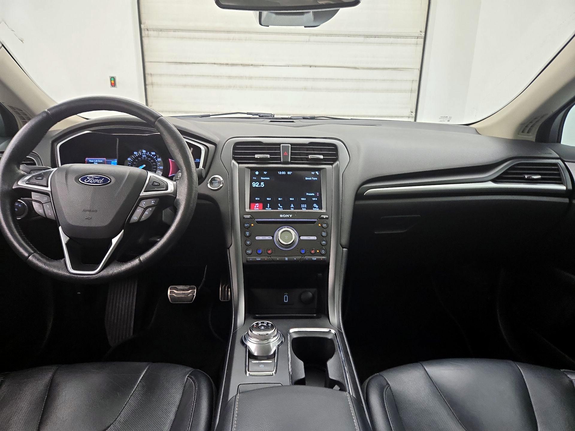 Thumbnail: 2017 Ford Fusion - 9