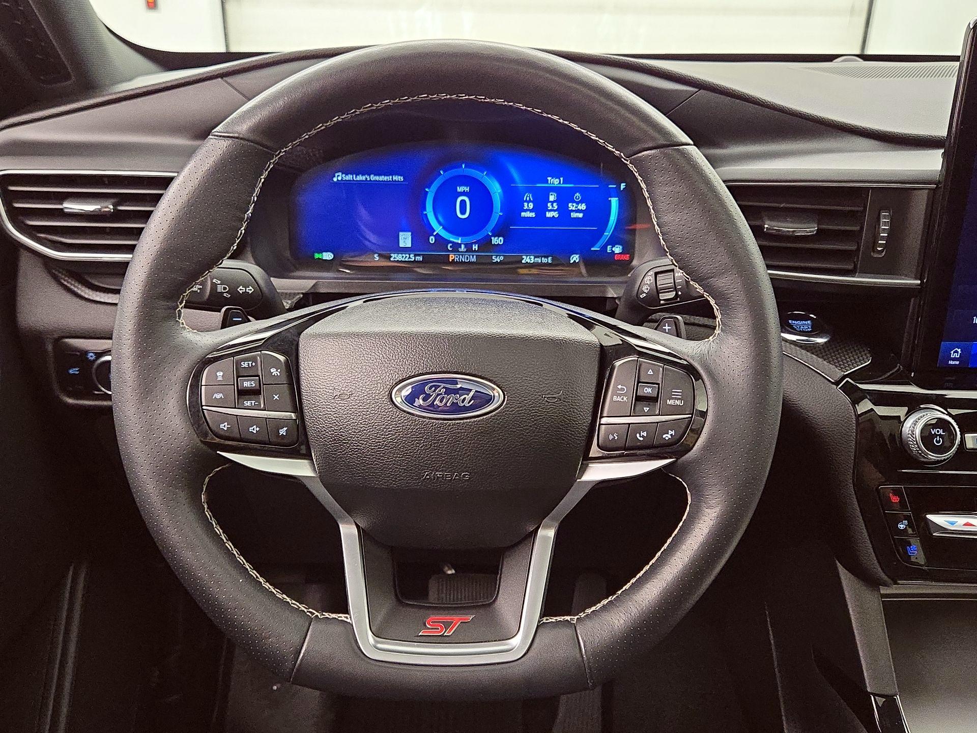 Thumbnail: 2023 Ford Explorer - 10