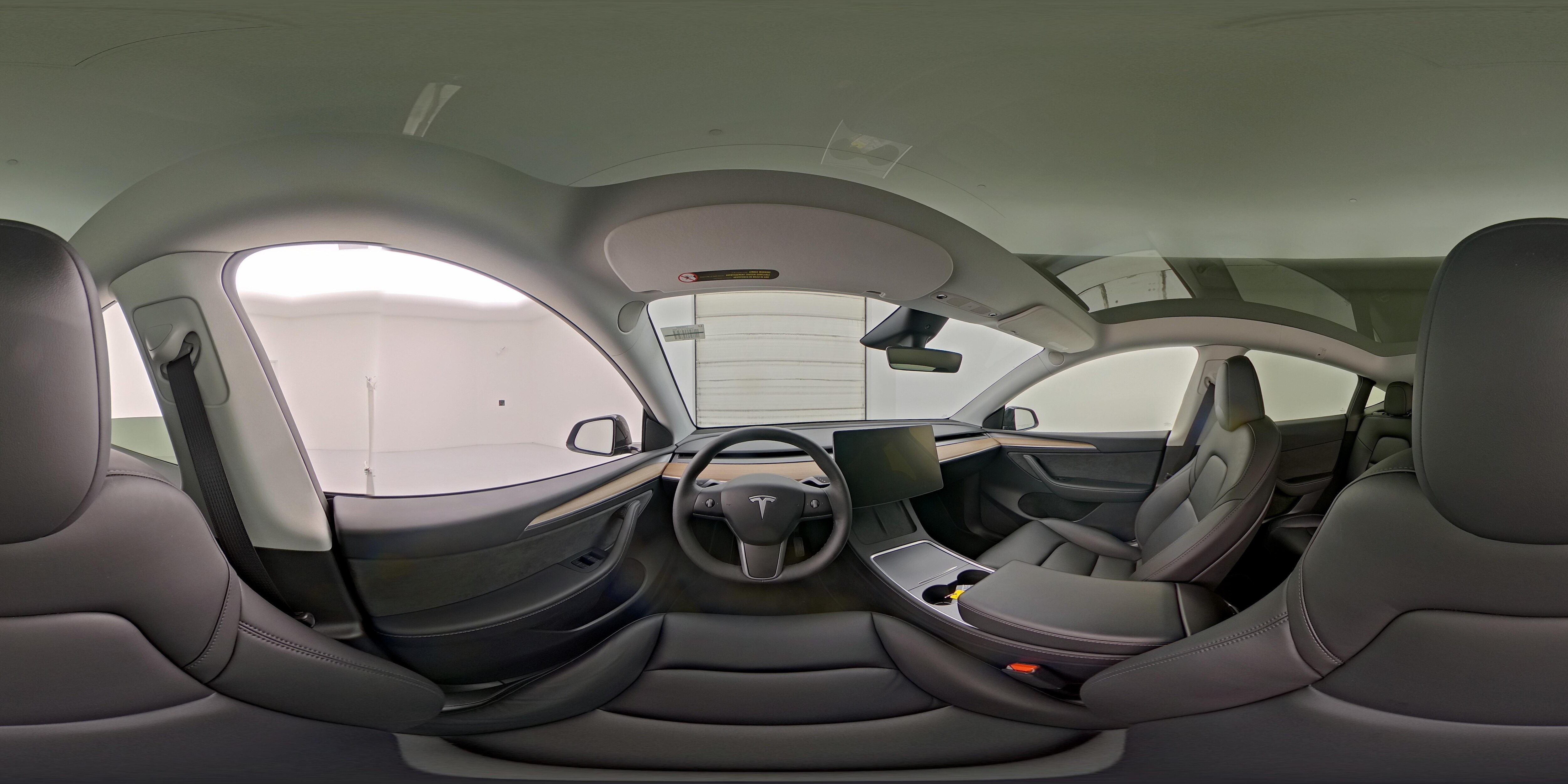 2025 Tesla Model Y Long Range - Photo 28
