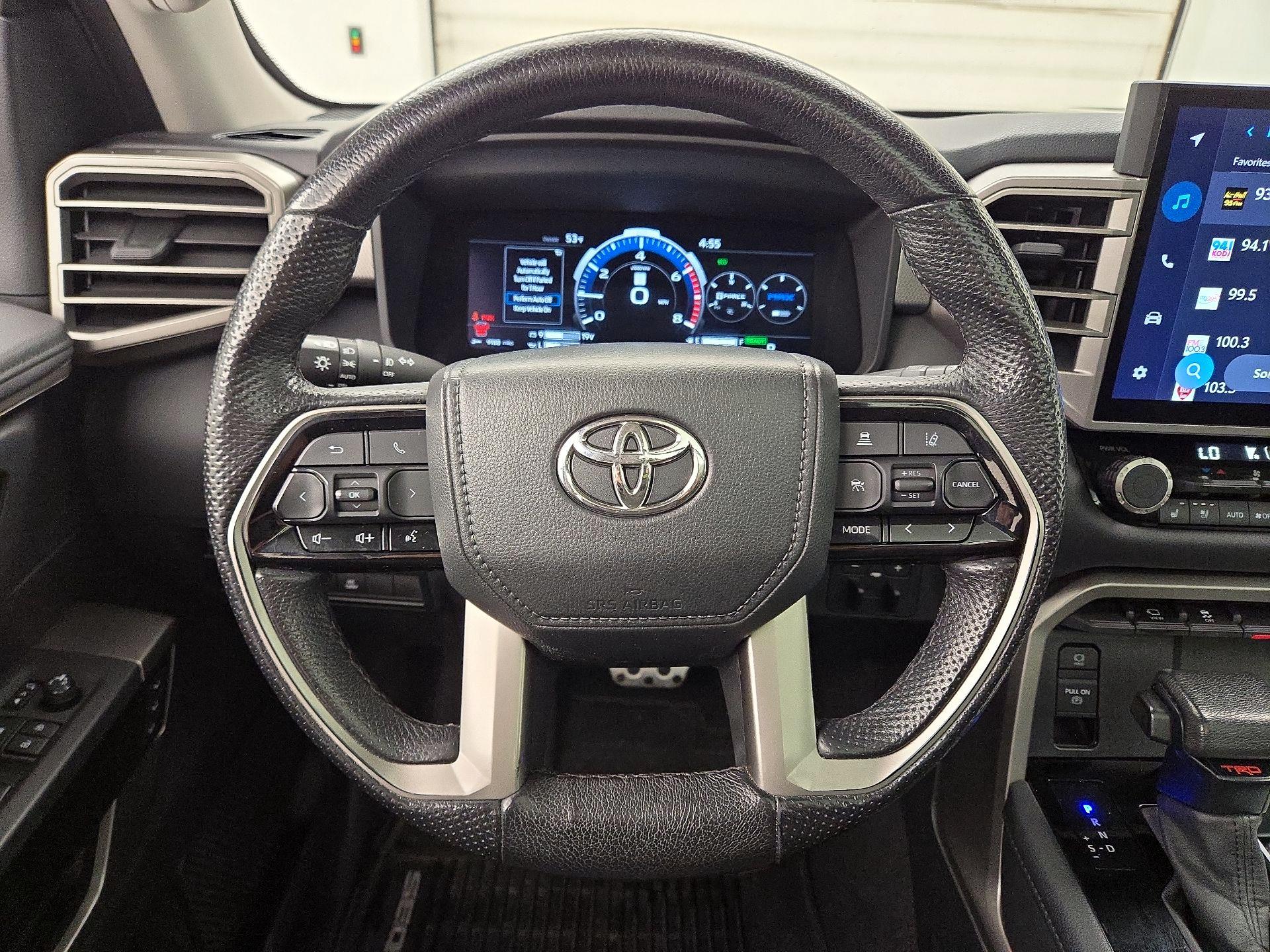 Thumbnail: 2023 Toyota Sequoia - 10