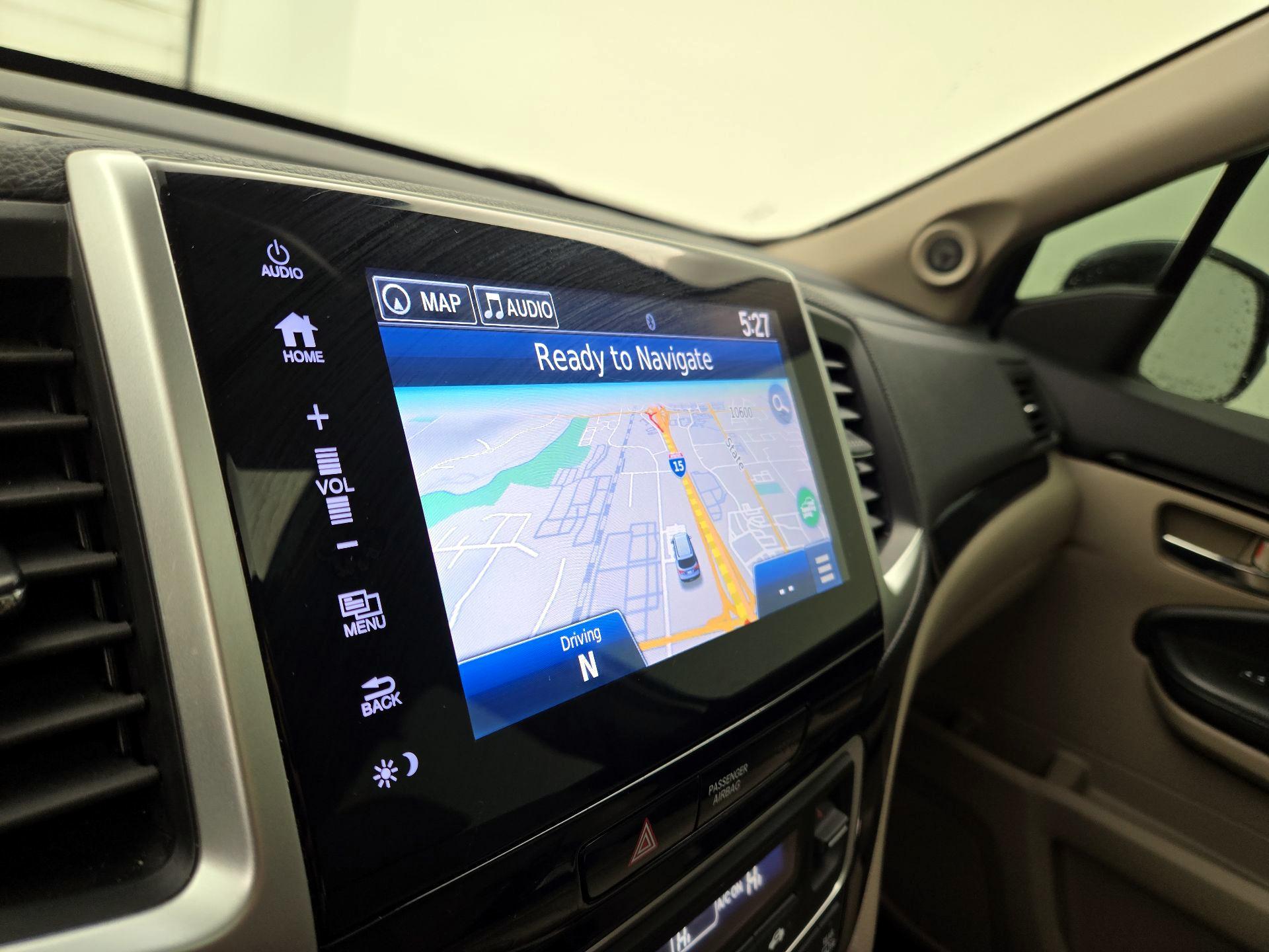 Thumbnail: 2018 Honda Pilot - 14