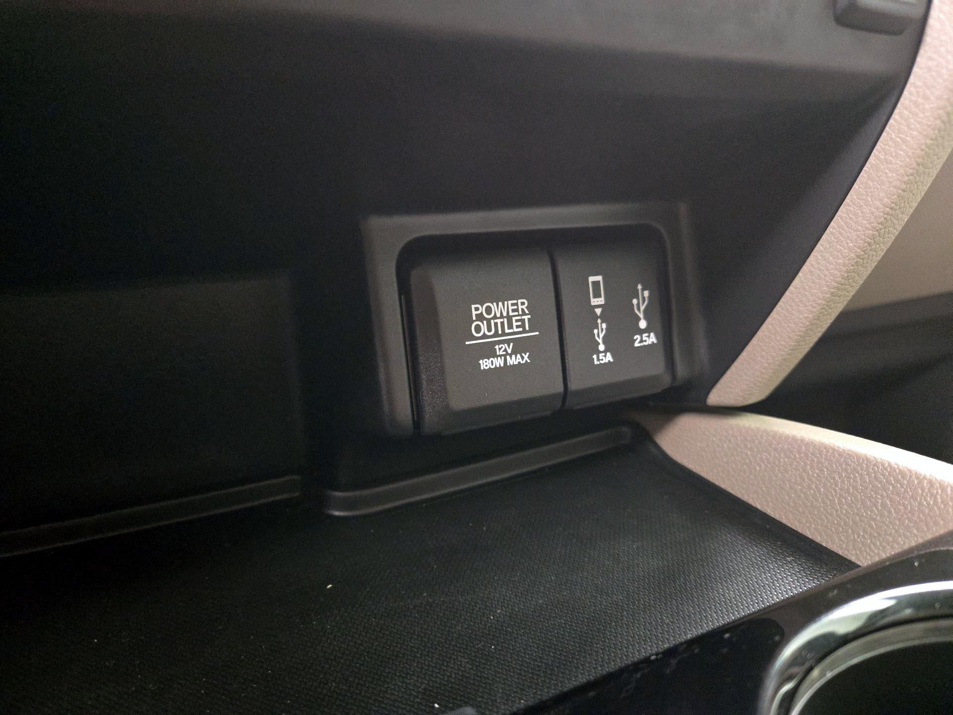 Thumbnail: 2018 Honda Pilot - 19