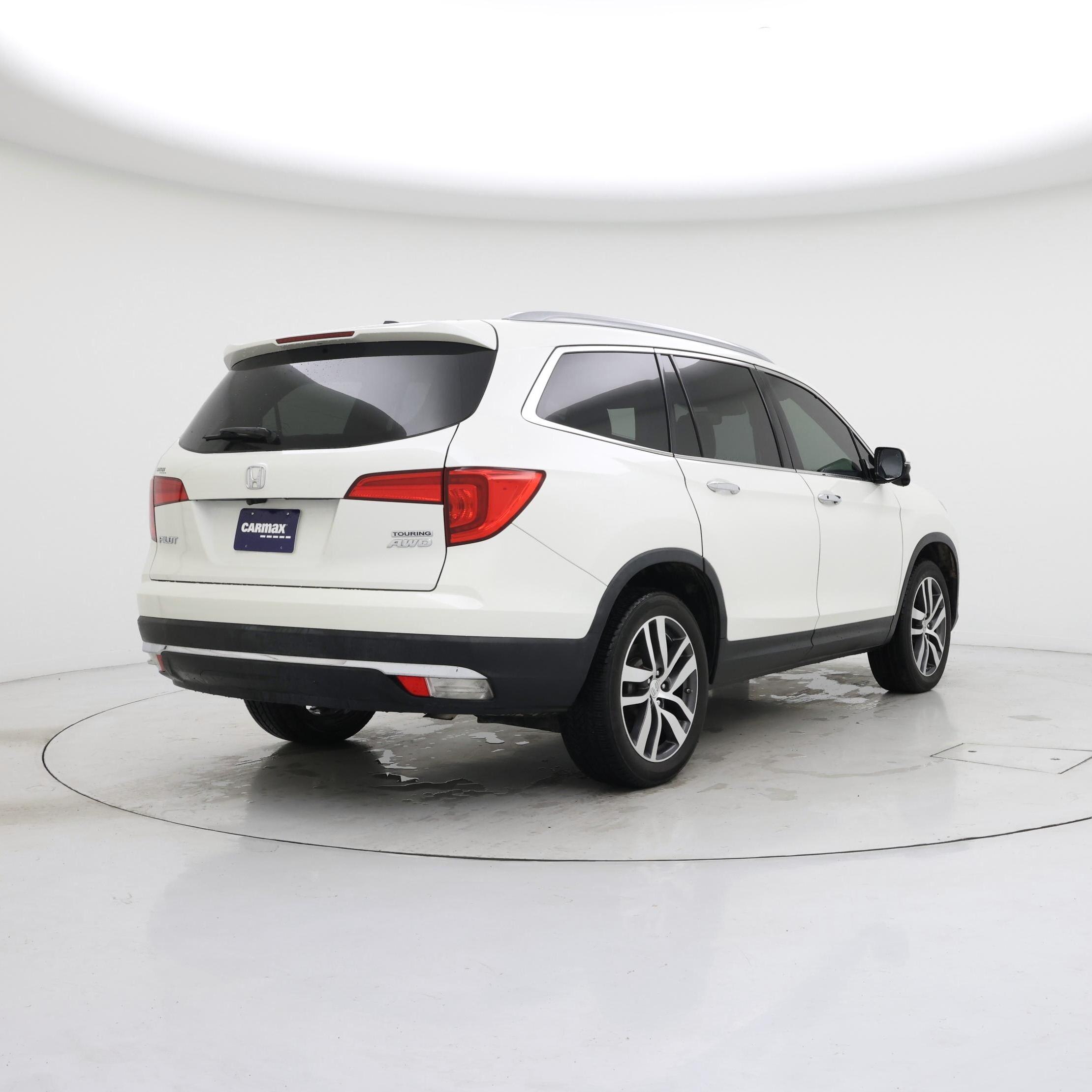 Thumbnail: 2018 Honda Pilot - 8