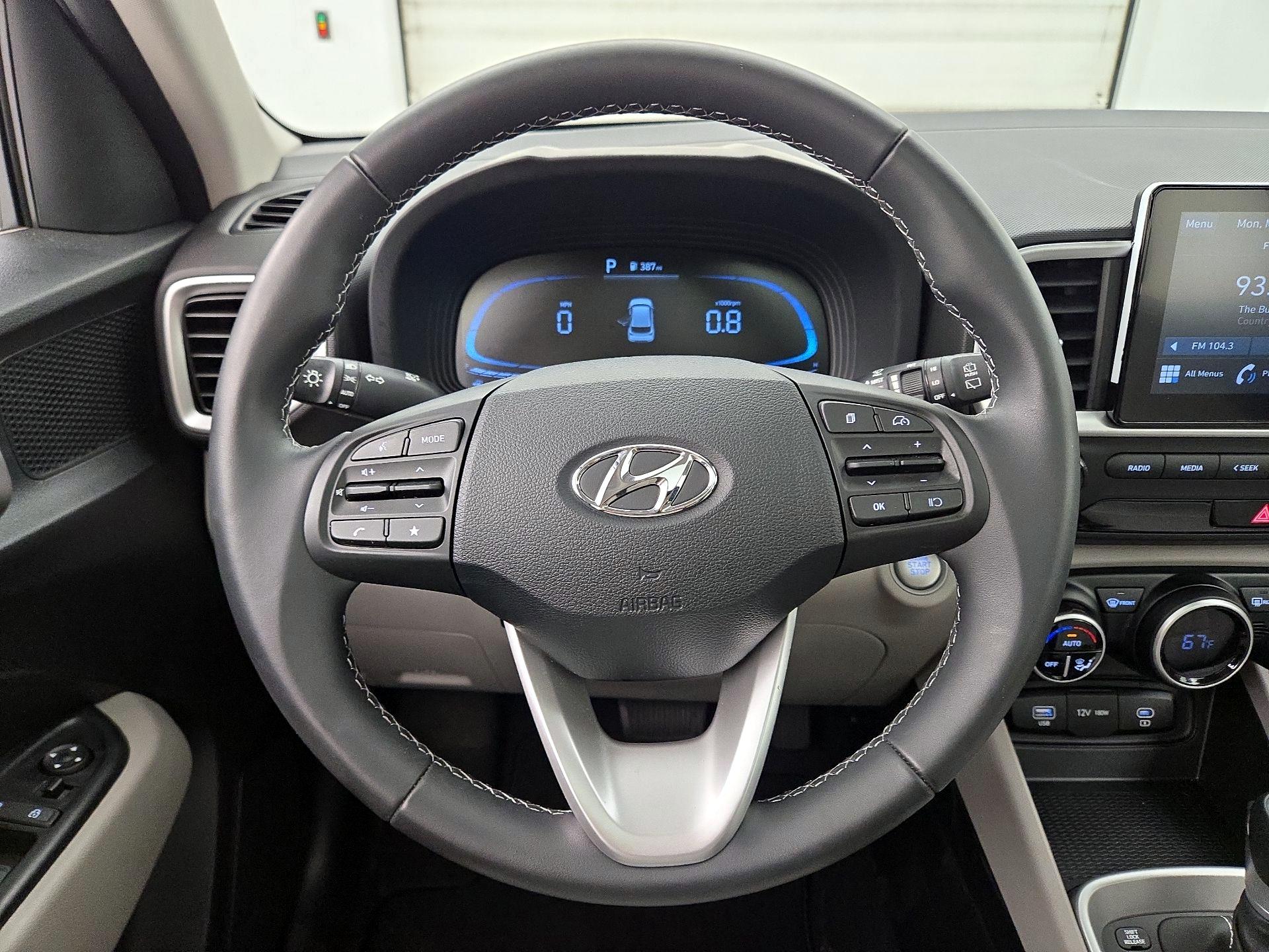 Thumbnail: 2025 Hyundai Venue - 10