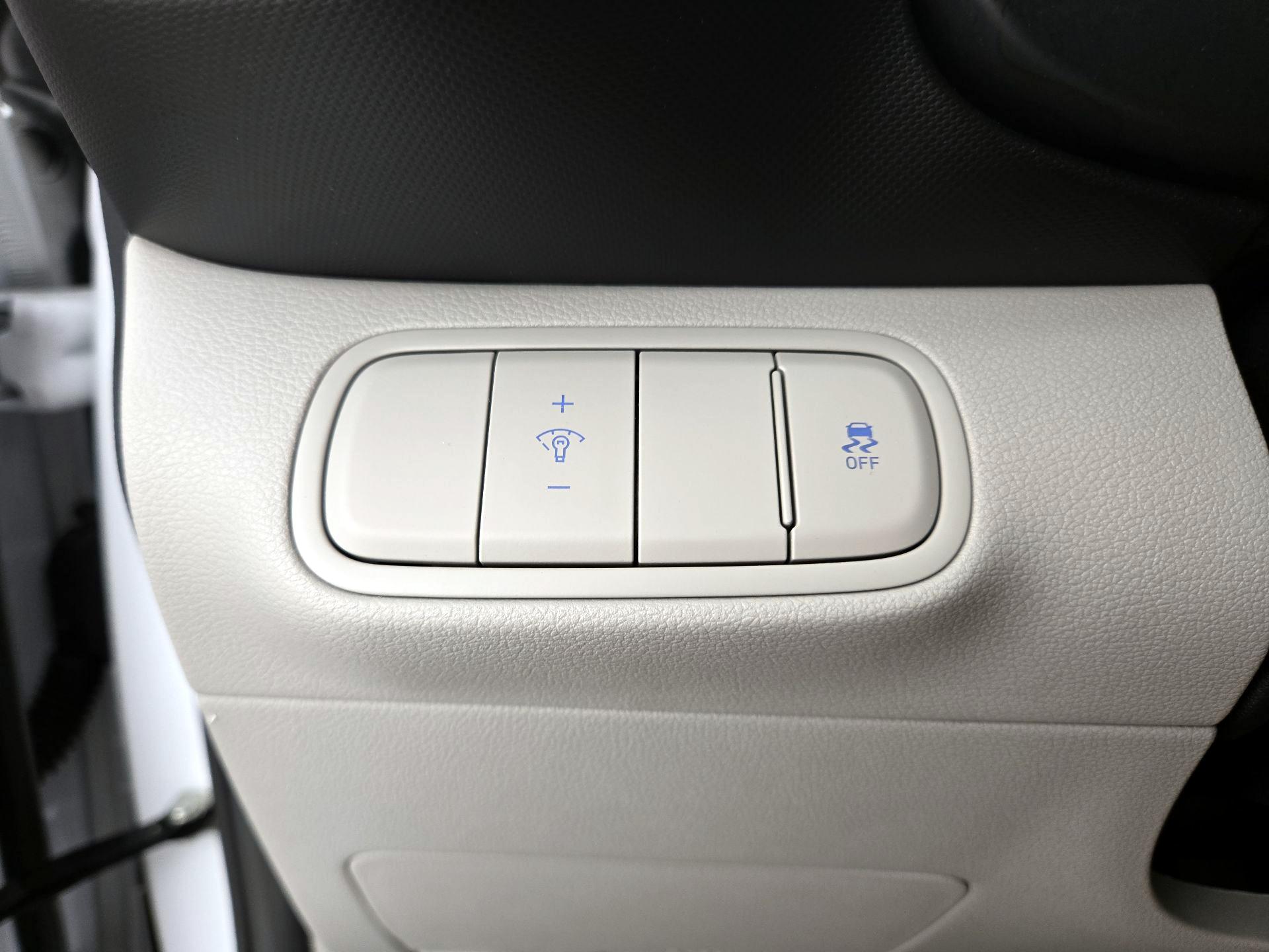 Thumbnail: 2025 Hyundai Venue - 13