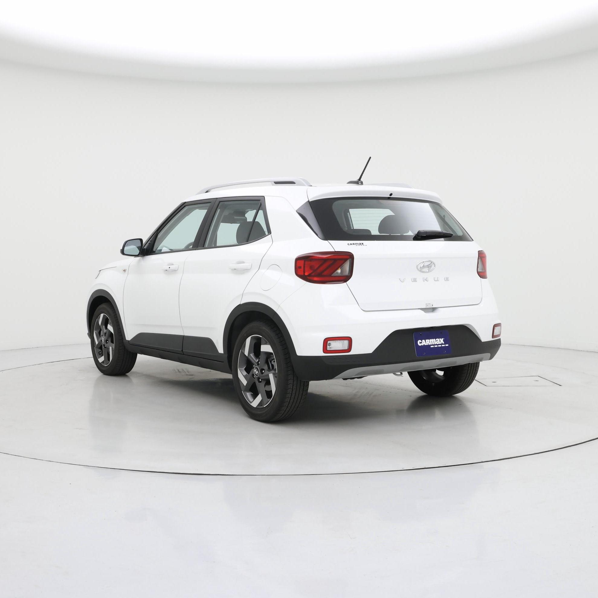 Thumbnail: 2025 Hyundai Venue - 2