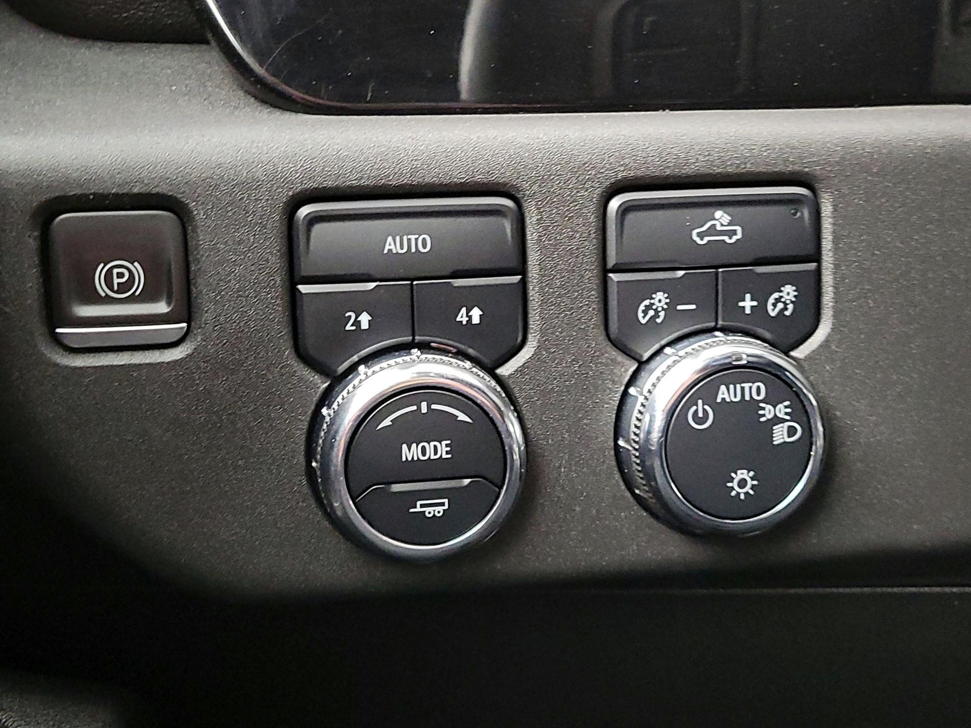 Thumbnail: 2023 GMC Sierra 1500 - 13