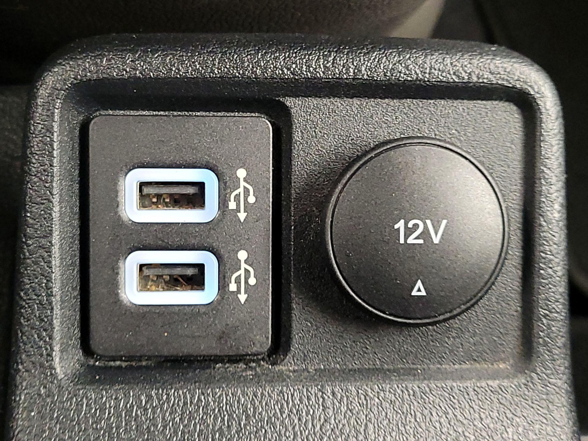 Thumbnail: 2022 Ford Transit Series - 18