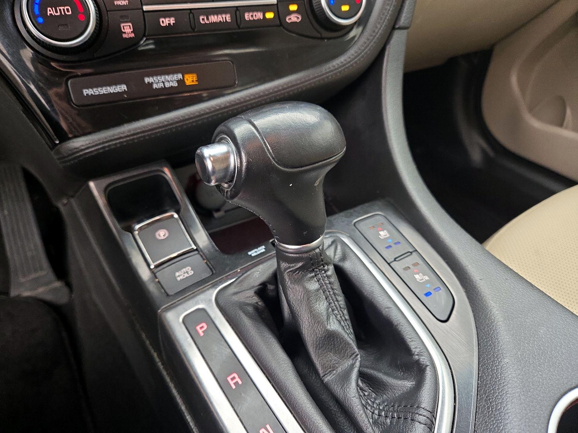 Thumbnail: 2014 Kia Optima - 17