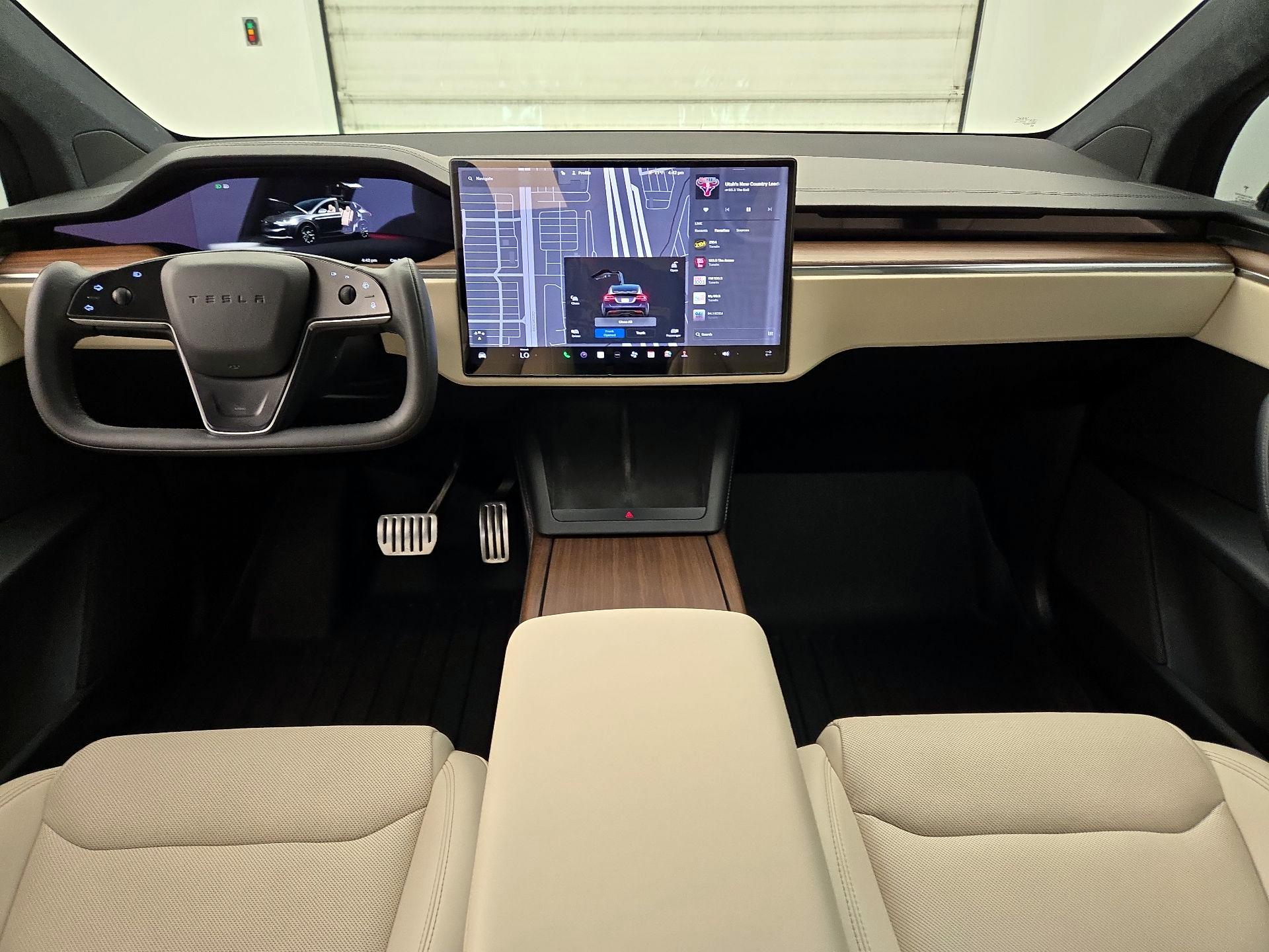 Thumbnail: 2024 Tesla Model X - 9