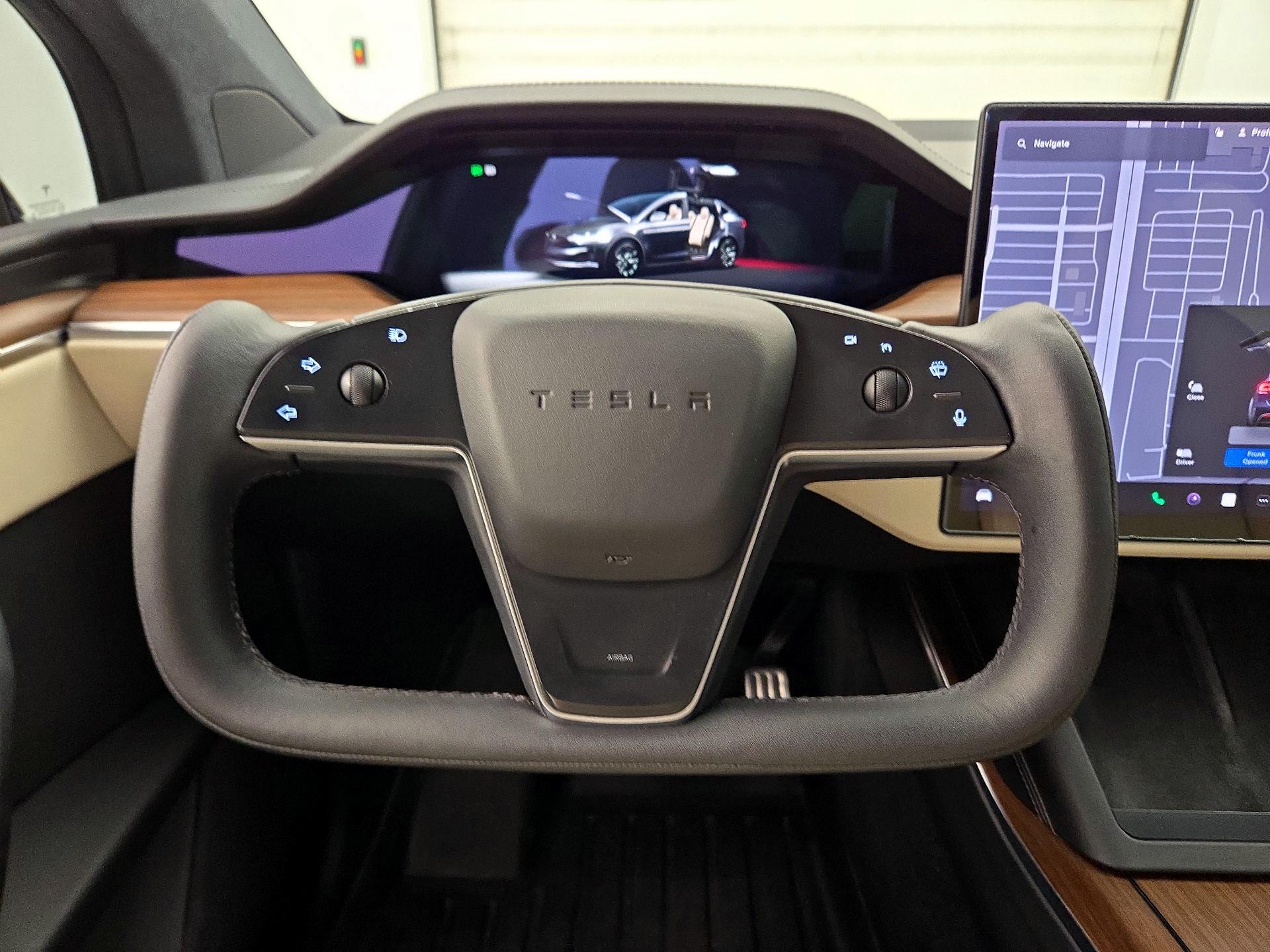 Thumbnail: 2024 Tesla Model X - 10