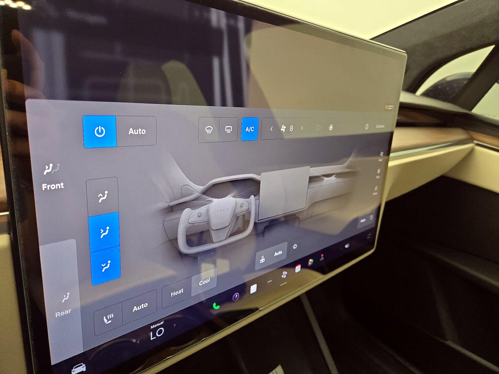 Thumbnail: 2024 Tesla Model X - 16