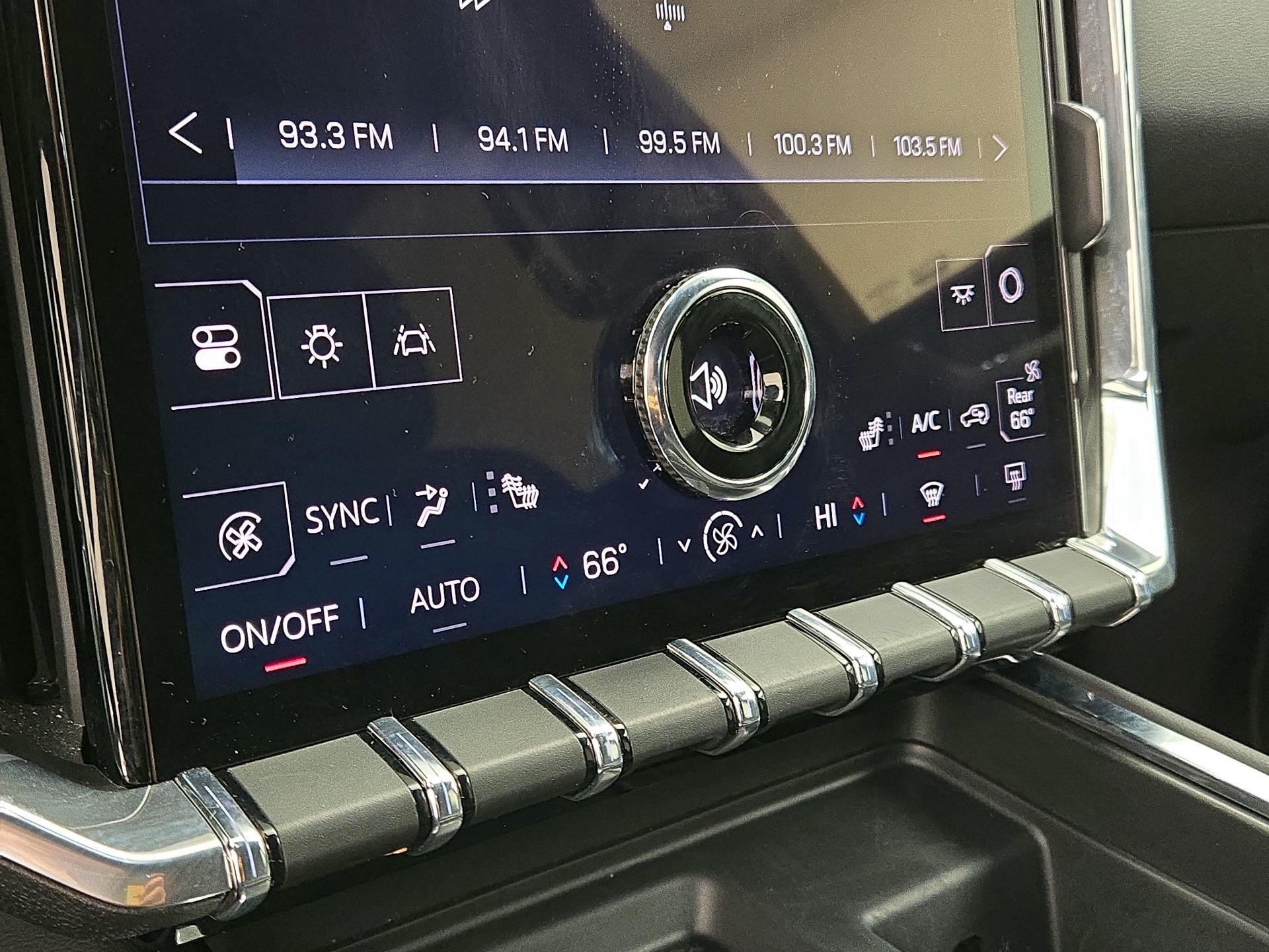 Thumbnail: 2025 GMC Acadia - 16