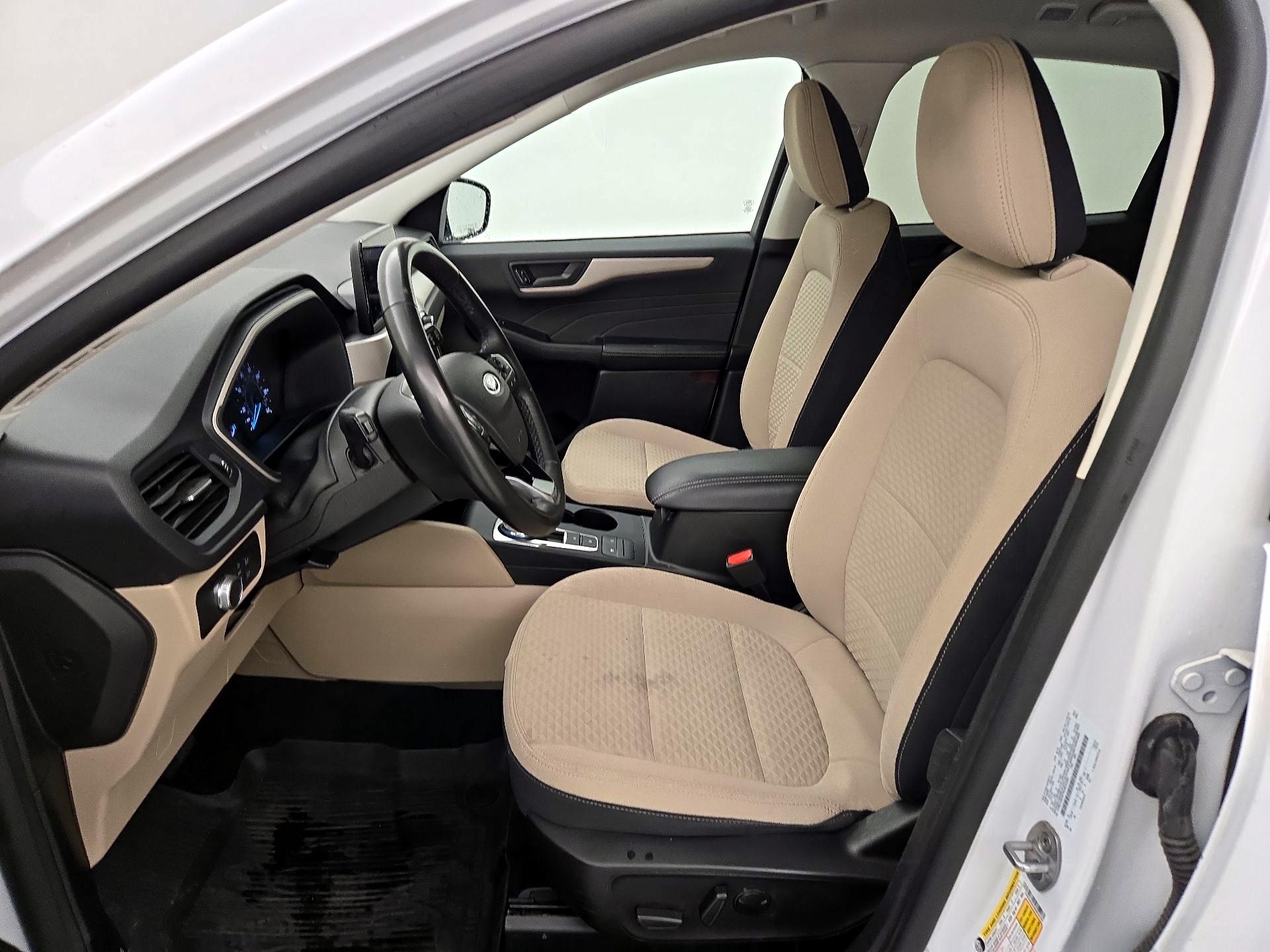 Thumbnail: 2022 Ford Escape - 11