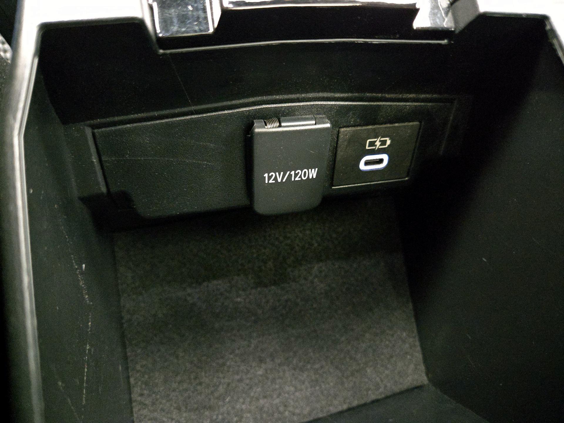 Thumbnail: 2023 Toyota Corolla - 18