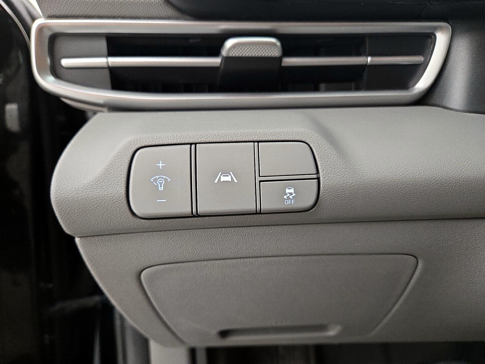 Thumbnail: 2023 Hyundai Elantra - 13